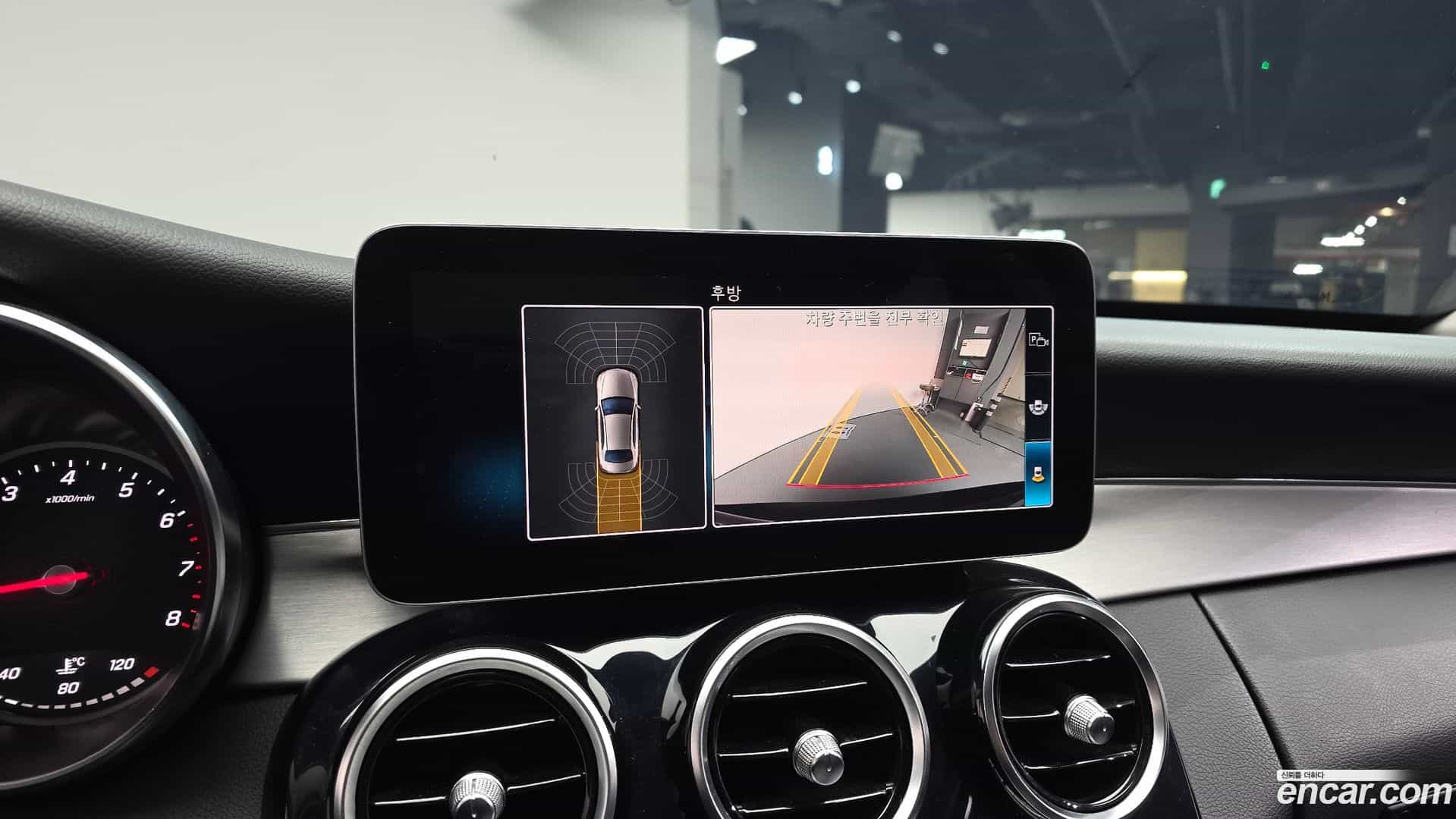 C-Class Mercedes-Benz 2020.10-OPTION-019