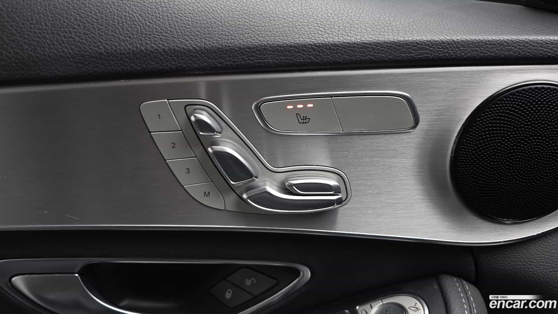 C-Class Mercedes-Benz 2020.10-OPTION-021