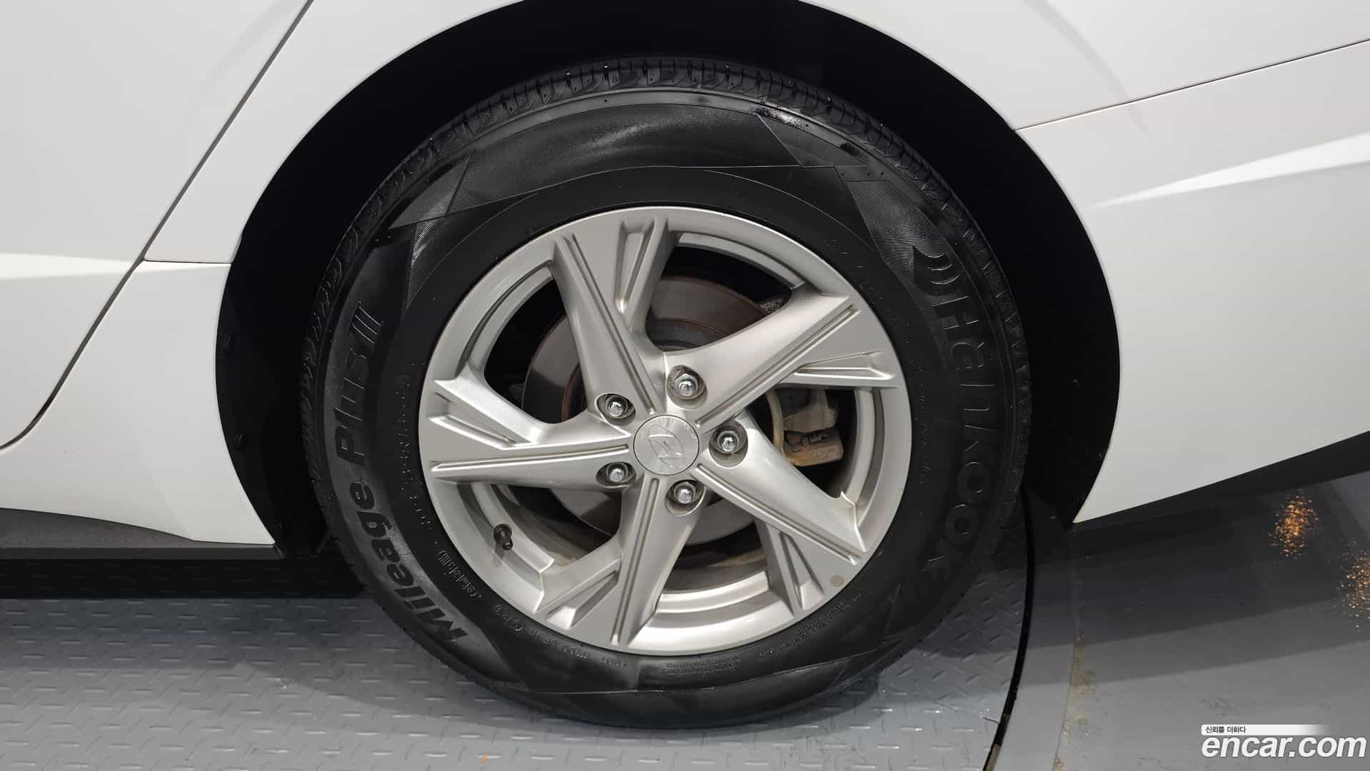 Sonata Hyundai 2019.9-OUTER-005