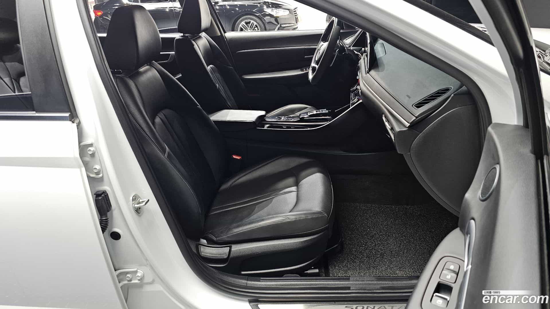 Sonata Hyundai 2019.9-INNER-010