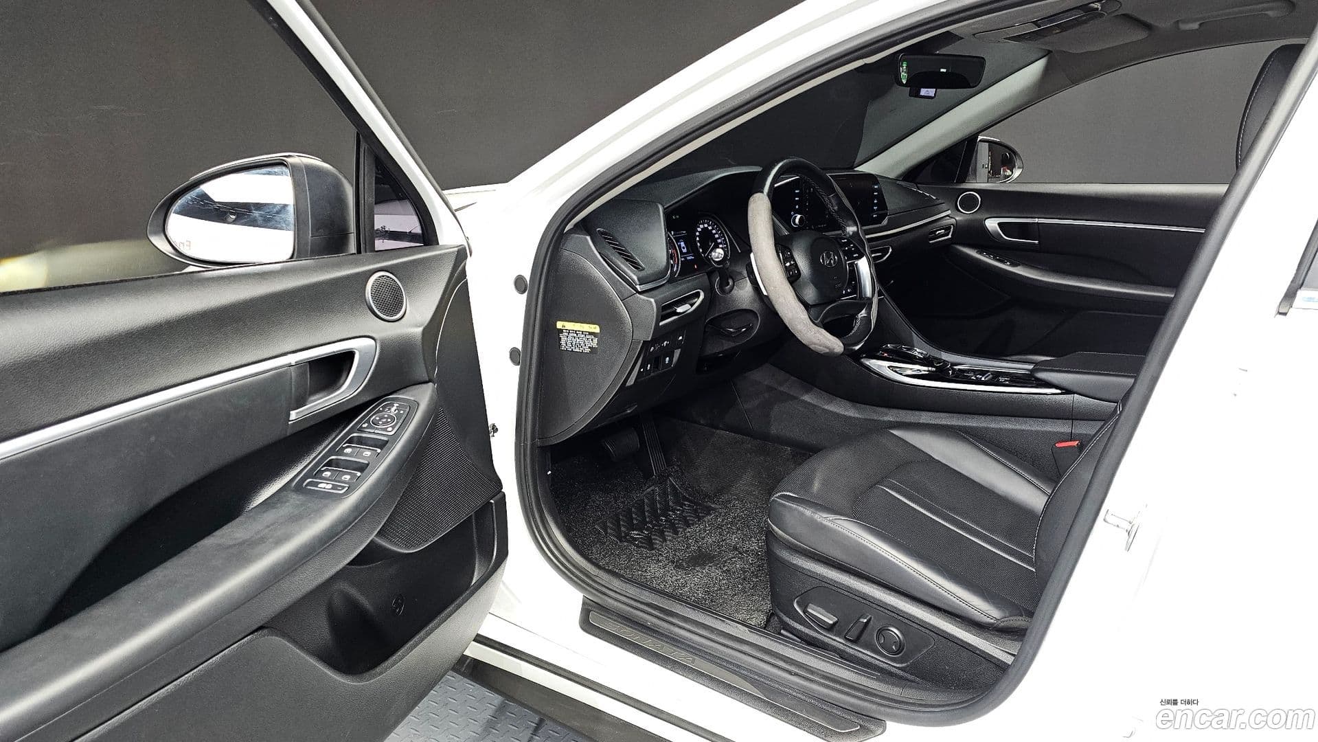 Main__Slider__Photo:Sonata Hyundai 2019.9-10