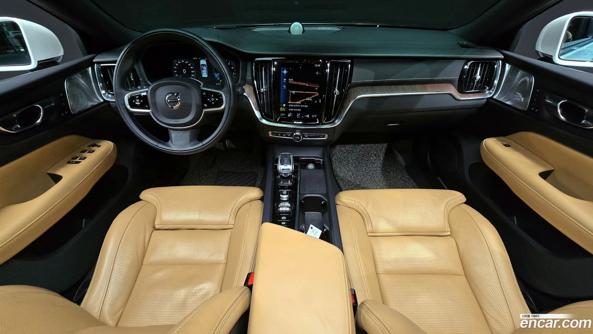 Main__Slider__Photo:S60 Volvo 2021.8-6