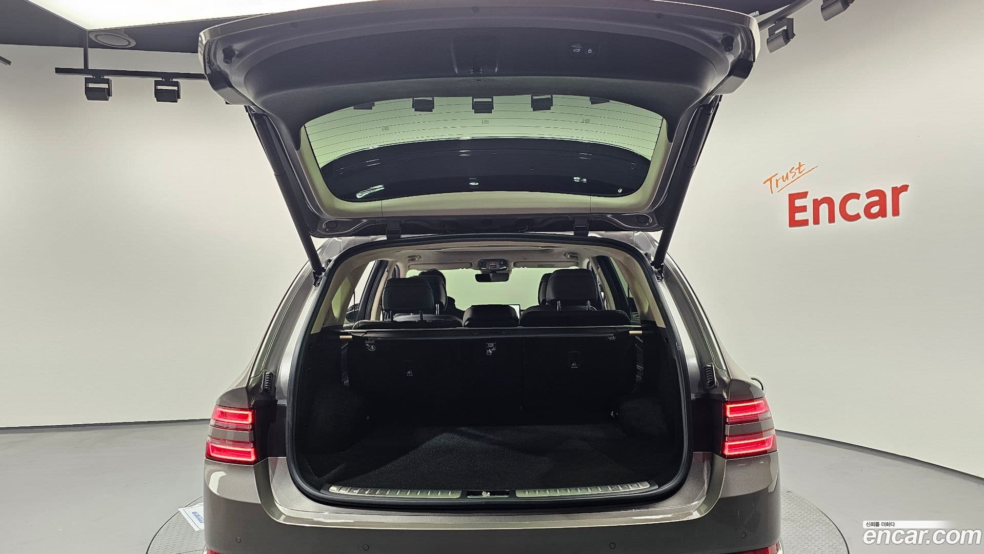 Main__Slider__Photo:GV80 Genesis 2021.2-19