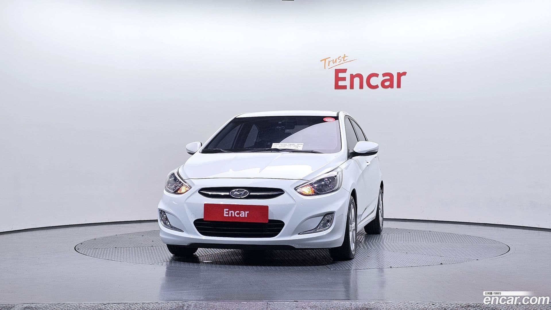 Main__Slider__Photo:Accent Hyundai 2015.1-2