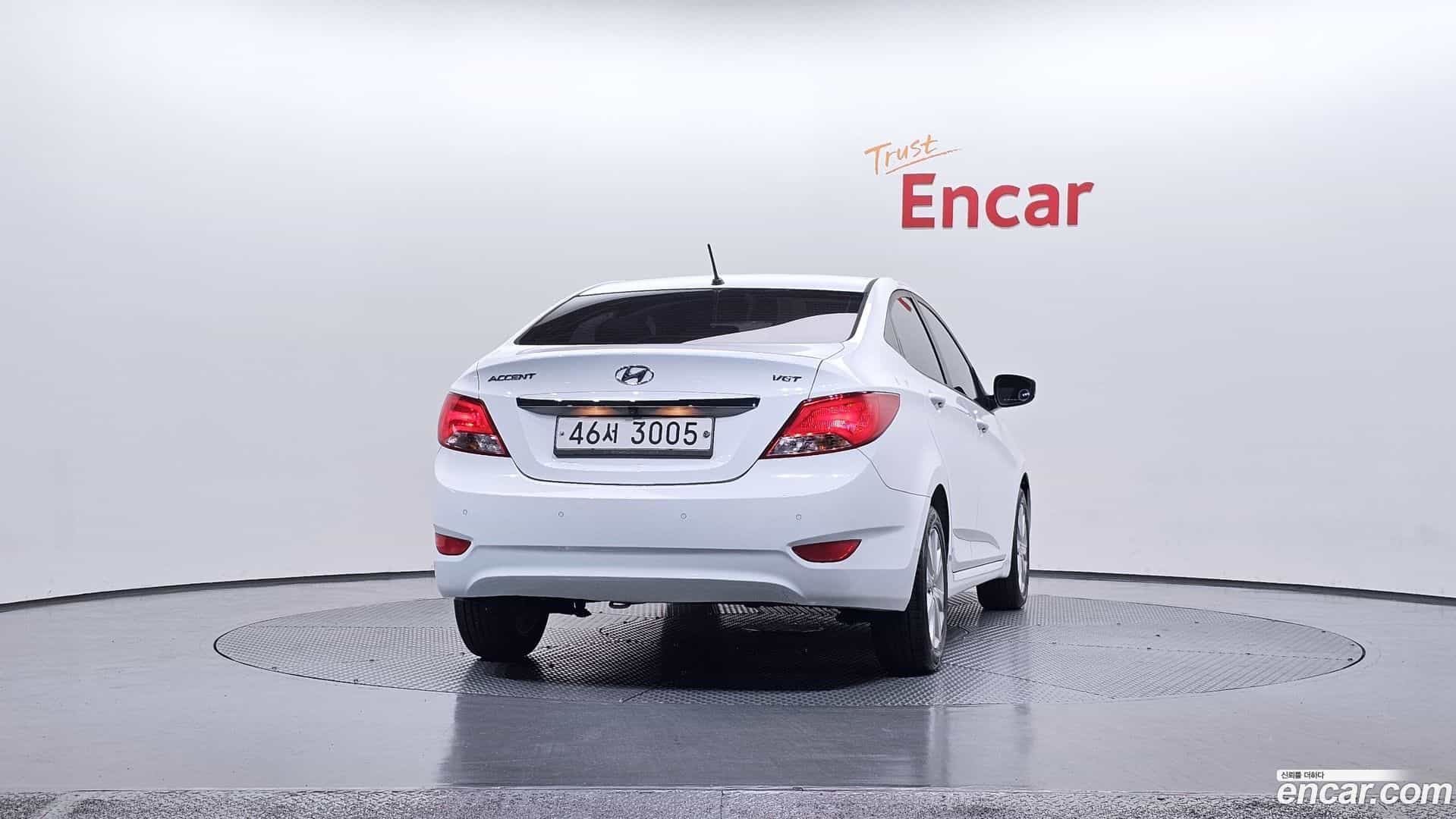 Accent Hyundai 2015.1-OUTER-004