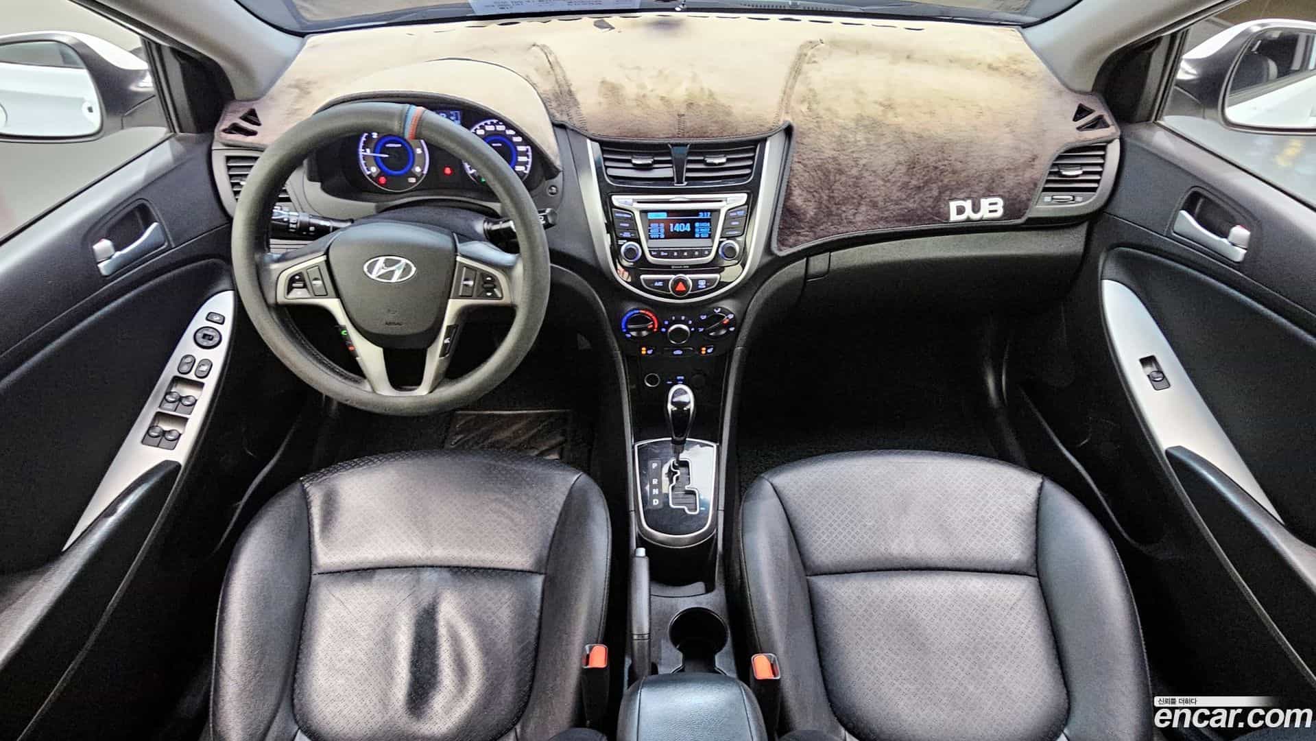 Accent Hyundai 2015.1-INNER-007