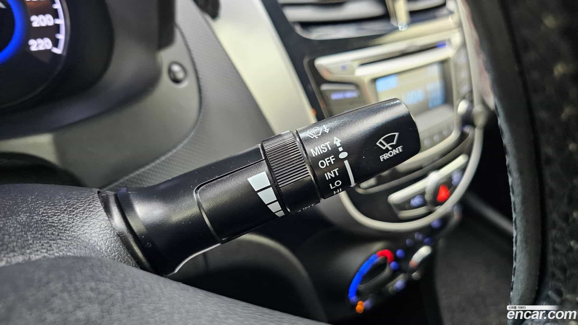 Accent Hyundai 2015.1-OPTION-023