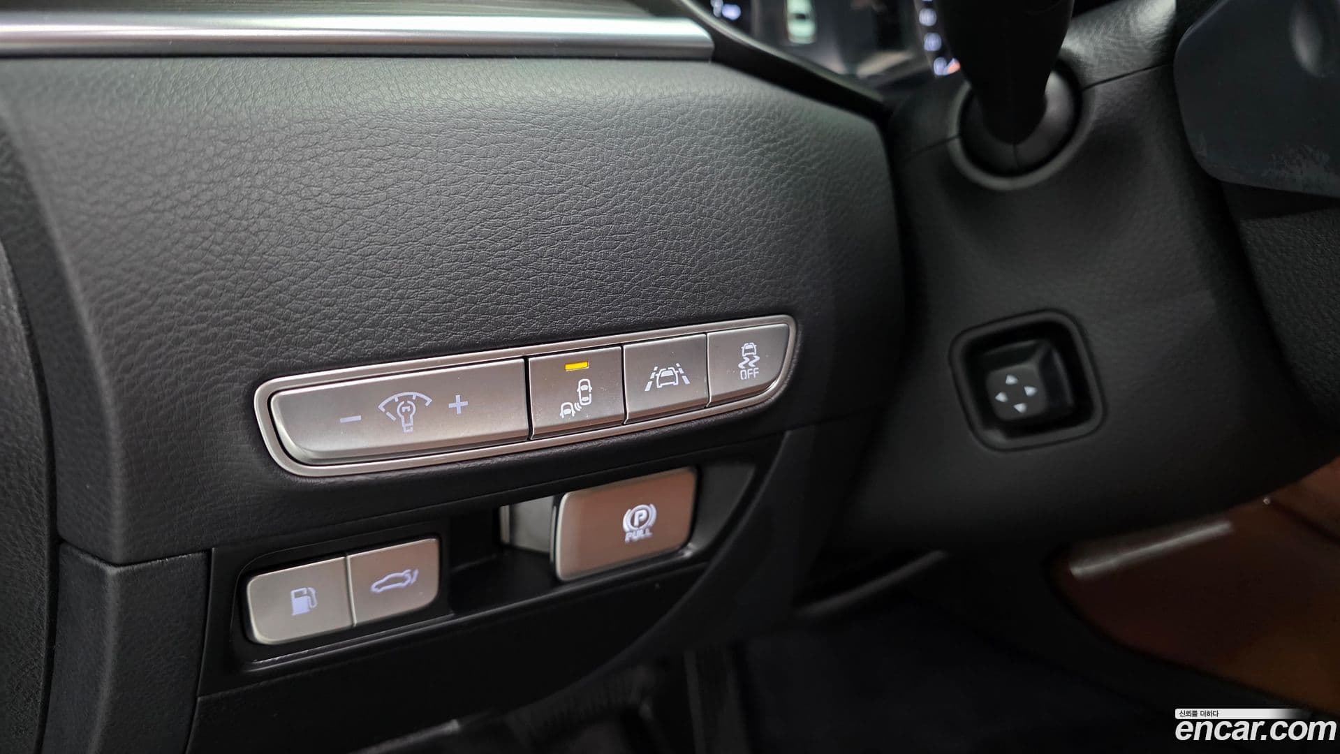 Main__Slider__Photo:K9 Kia 2021.0-12