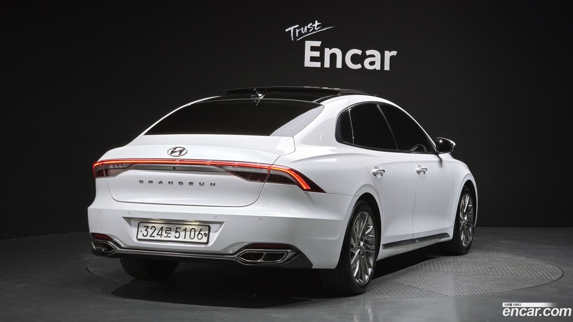 Main__Slider__Photo:Grandeur Hyundai 2020.4-1