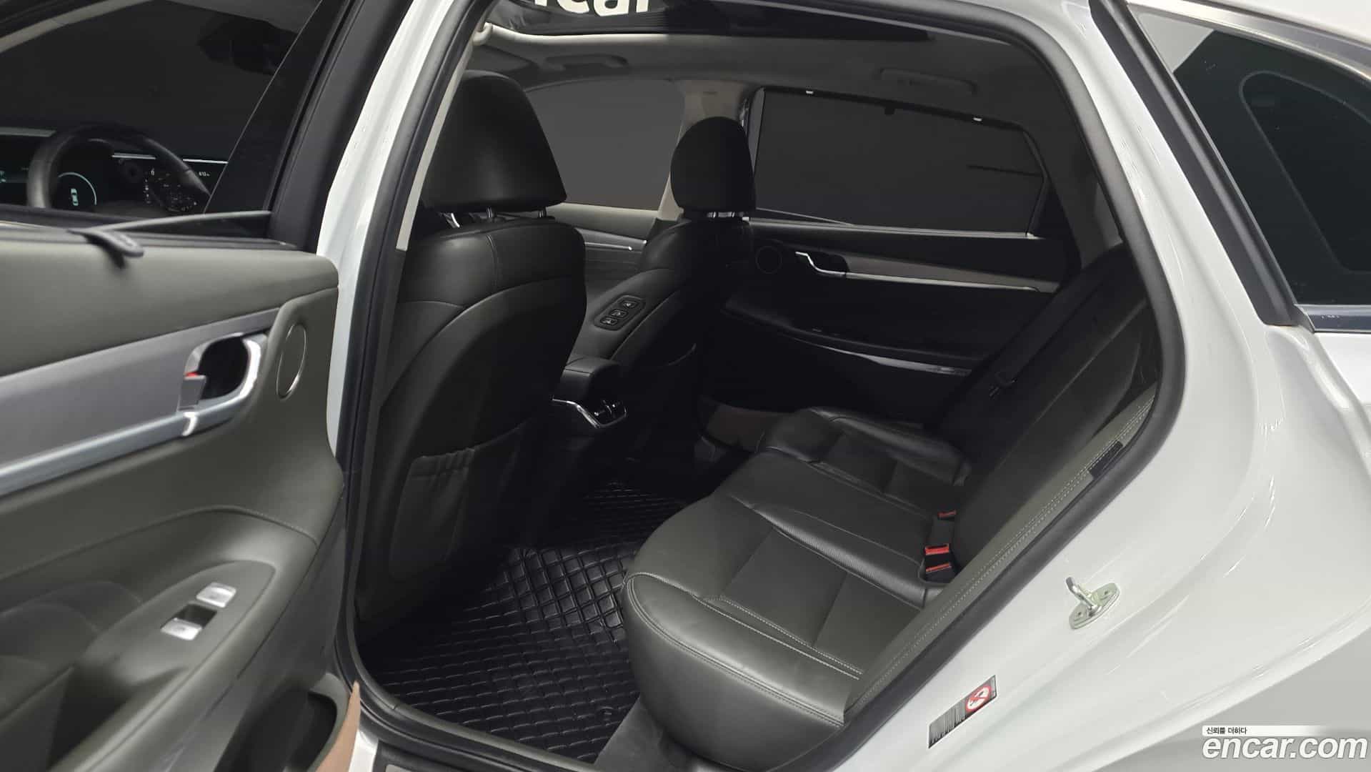 Grandeur Hyundai 2020.4-OPTION-016