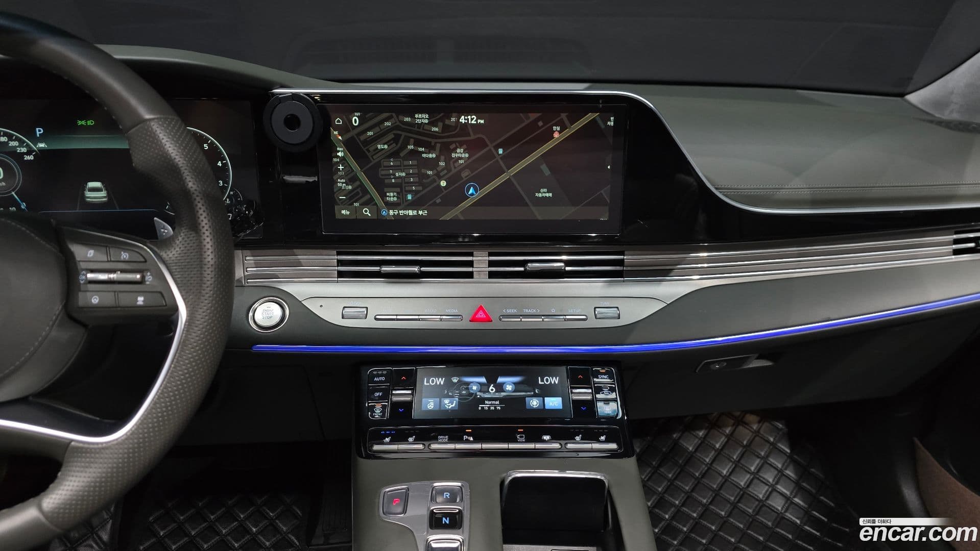 Main__Slider__Photo:Grandeur Hyundai 2020.4-14