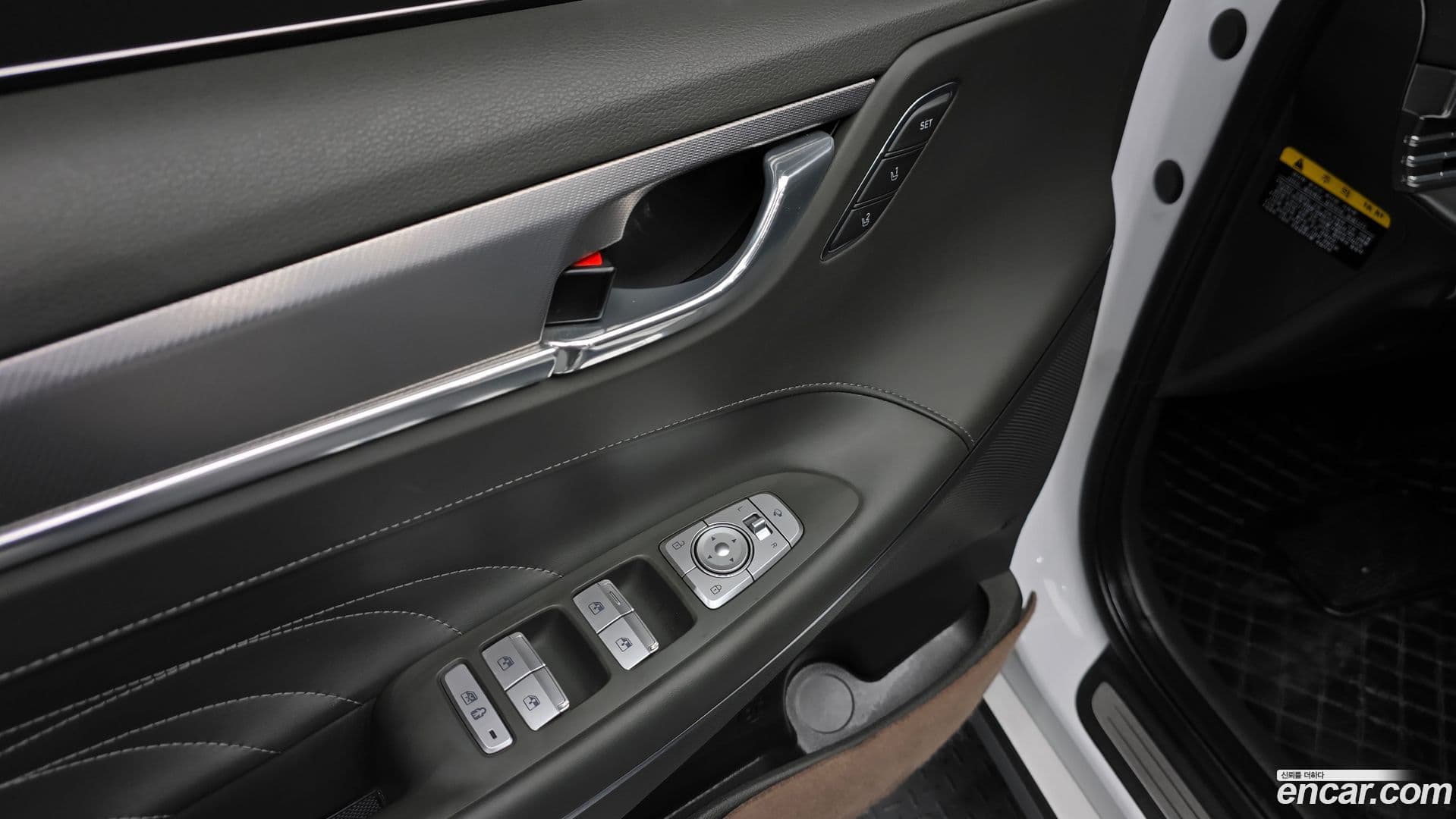 Main__Slider__Photo:Grandeur Hyundai 2020.4-16