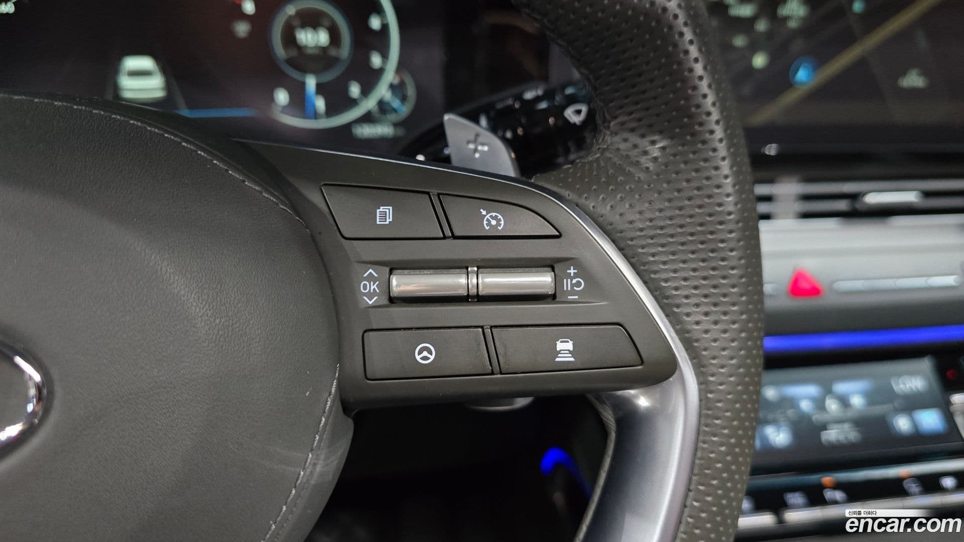 Main__Slider__Photo:Grandeur Hyundai 2020.4-17