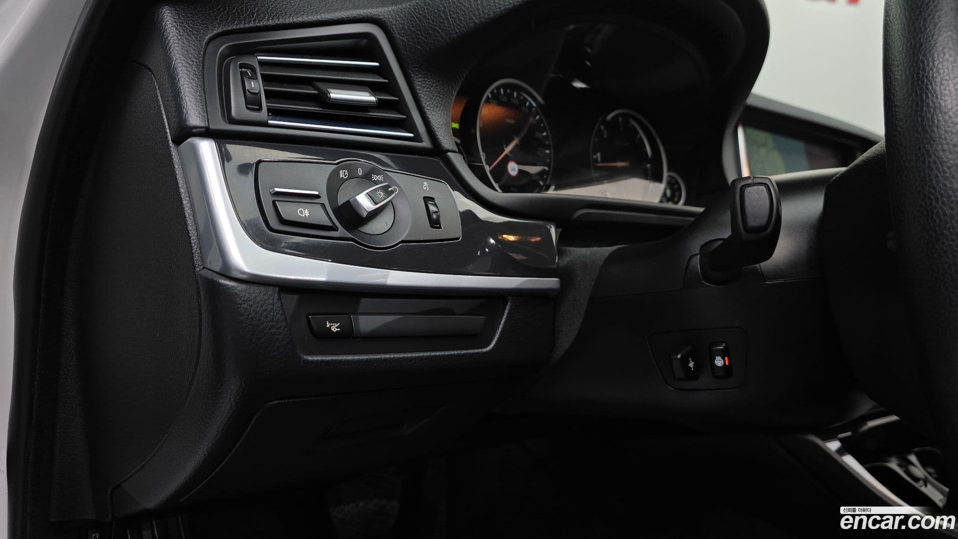 Main__Slider__Photo:5-Series BMW 2013.11-13