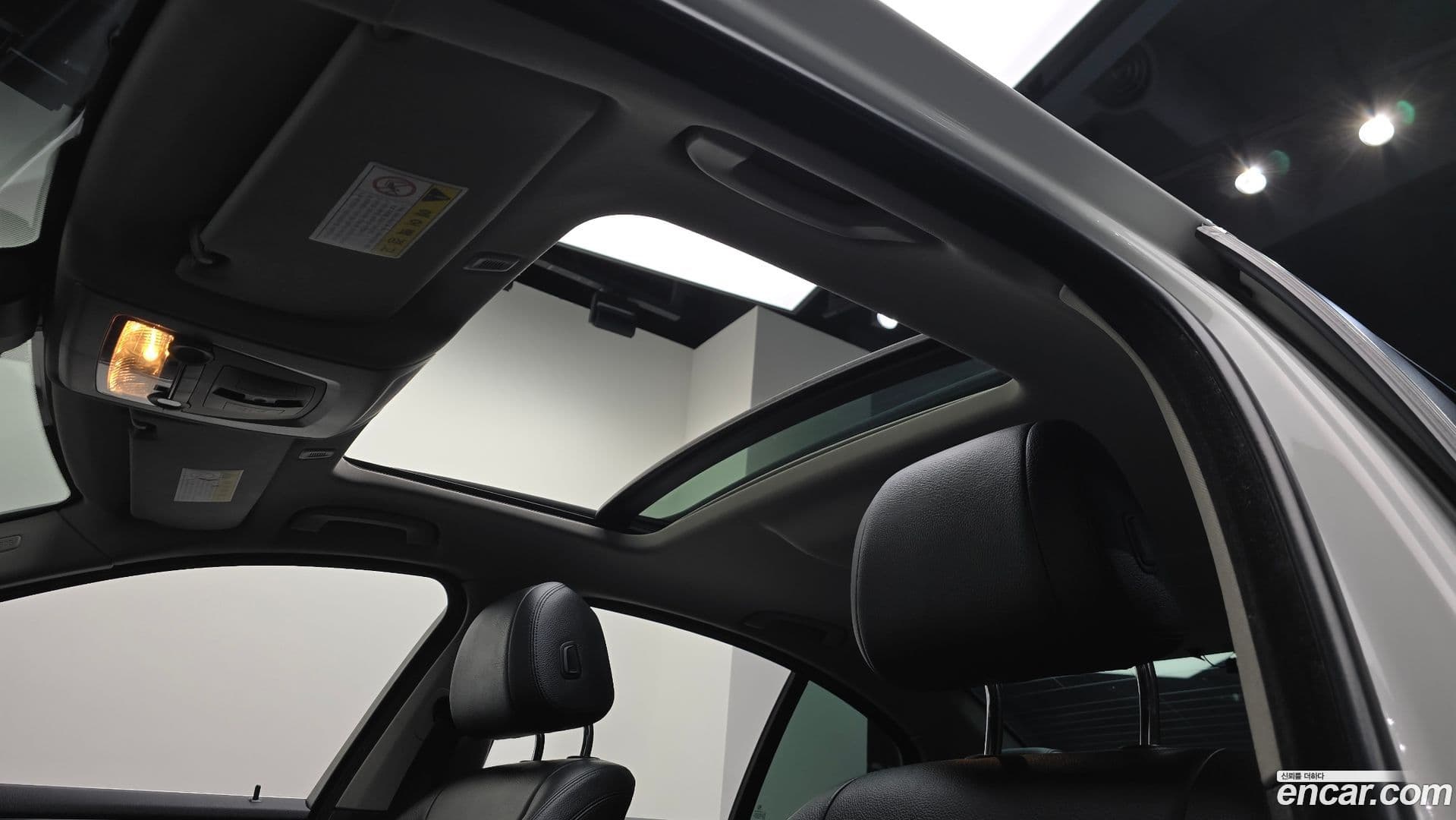 Main__Slider__Photo:5-Series BMW 2013.11-18