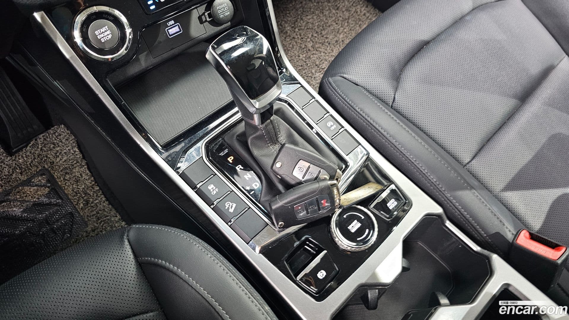 Main__Slider__Photo:KORANDO KG_Mobility_Ssangyong 2021.3-8