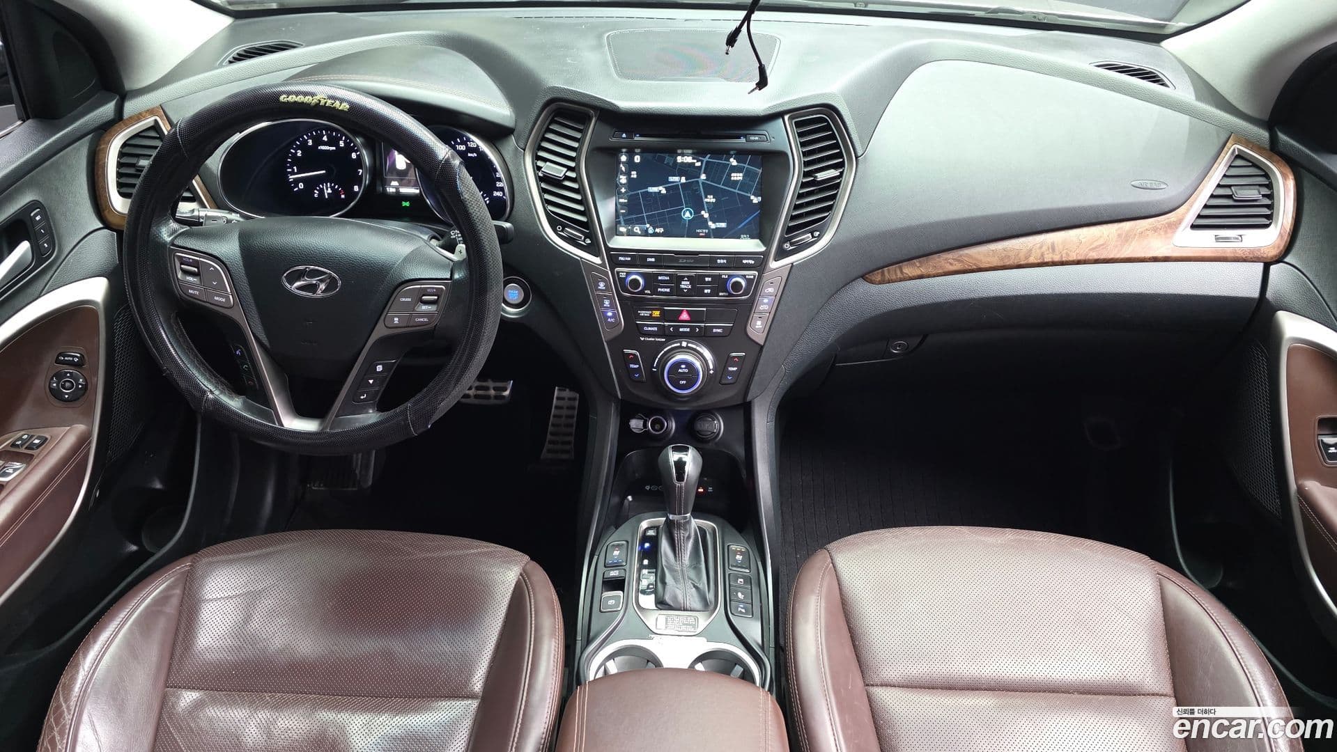 Main__Slider__Photo:Maxcruz Hyundai 2015.10-6