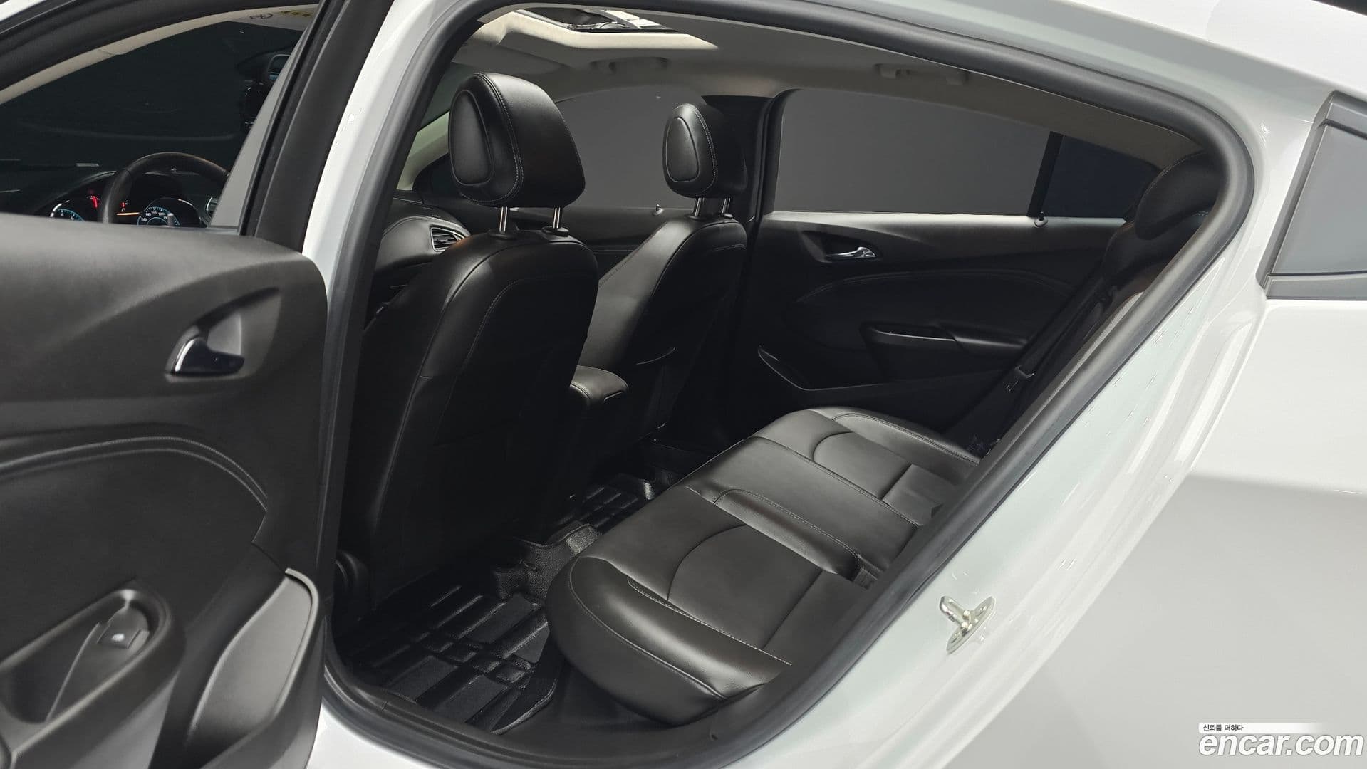 Main__Slider__Photo:Cruze ChevroletGMDaewoo 2017.4-12