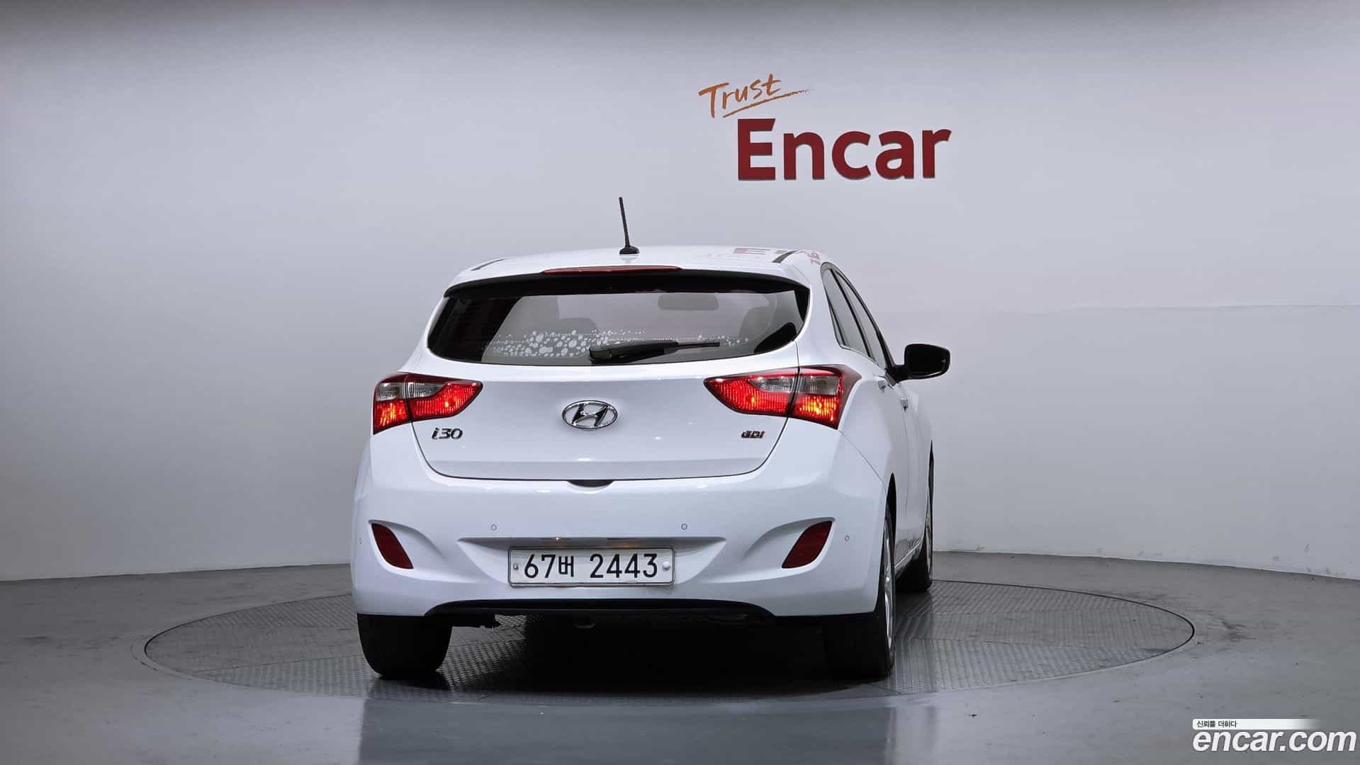 i30 Hyundai 2013.8-OUTER-004