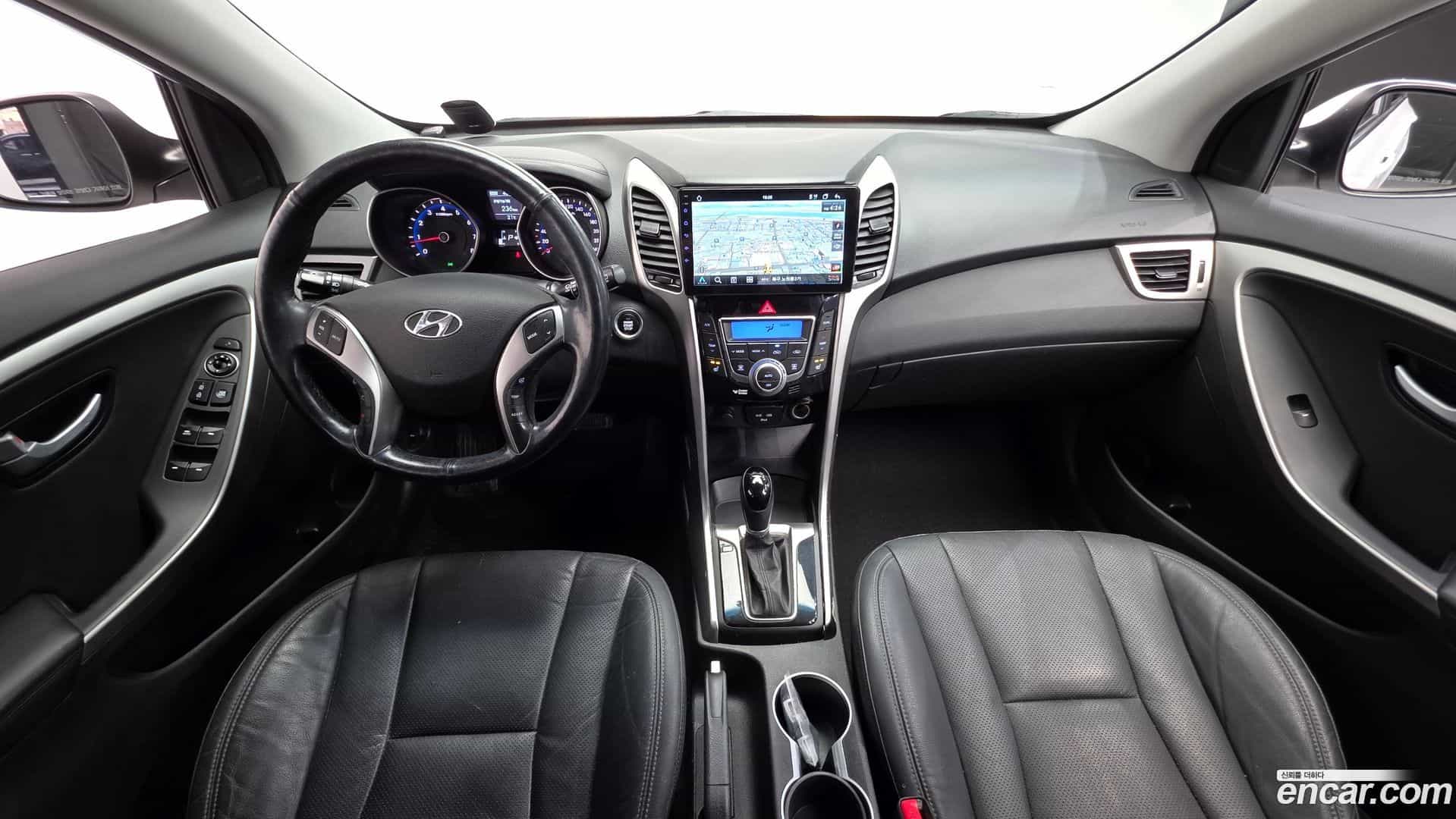 i30 Hyundai 2013.8-INNER-007