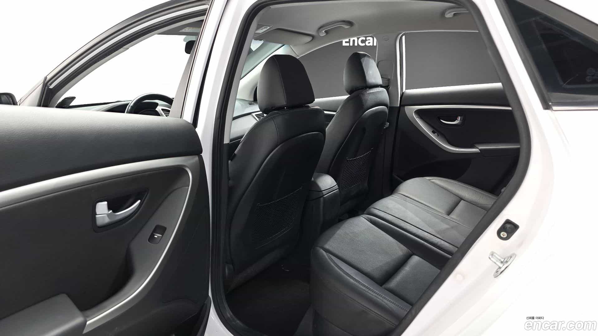 i30 Hyundai 2013.8-OPTION-016