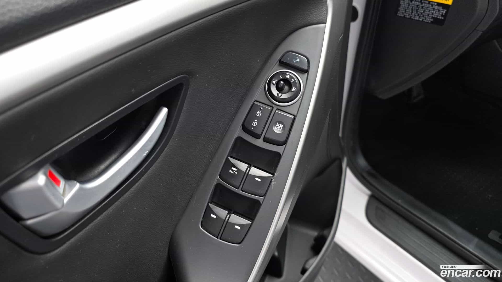 i30 Hyundai 2013.8-OPTION-021