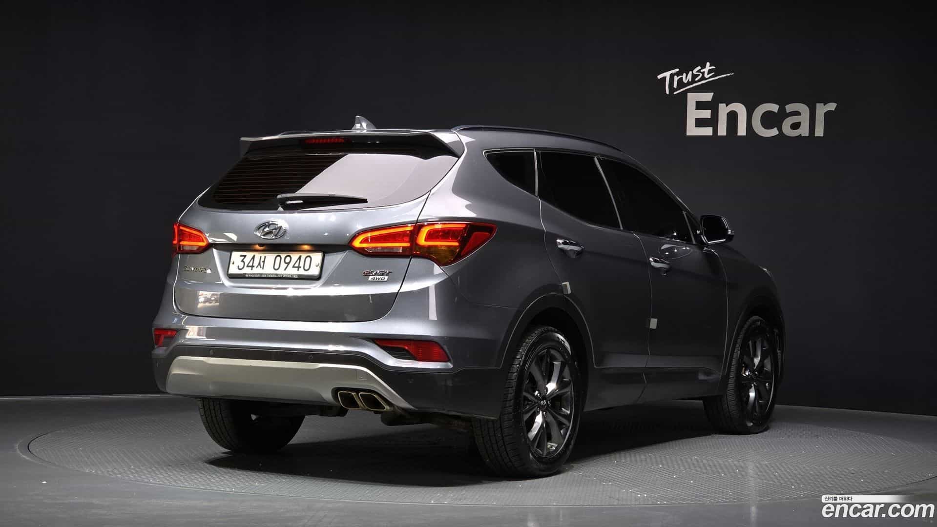 Santafe Hyundai 2016.8-OUTER-002