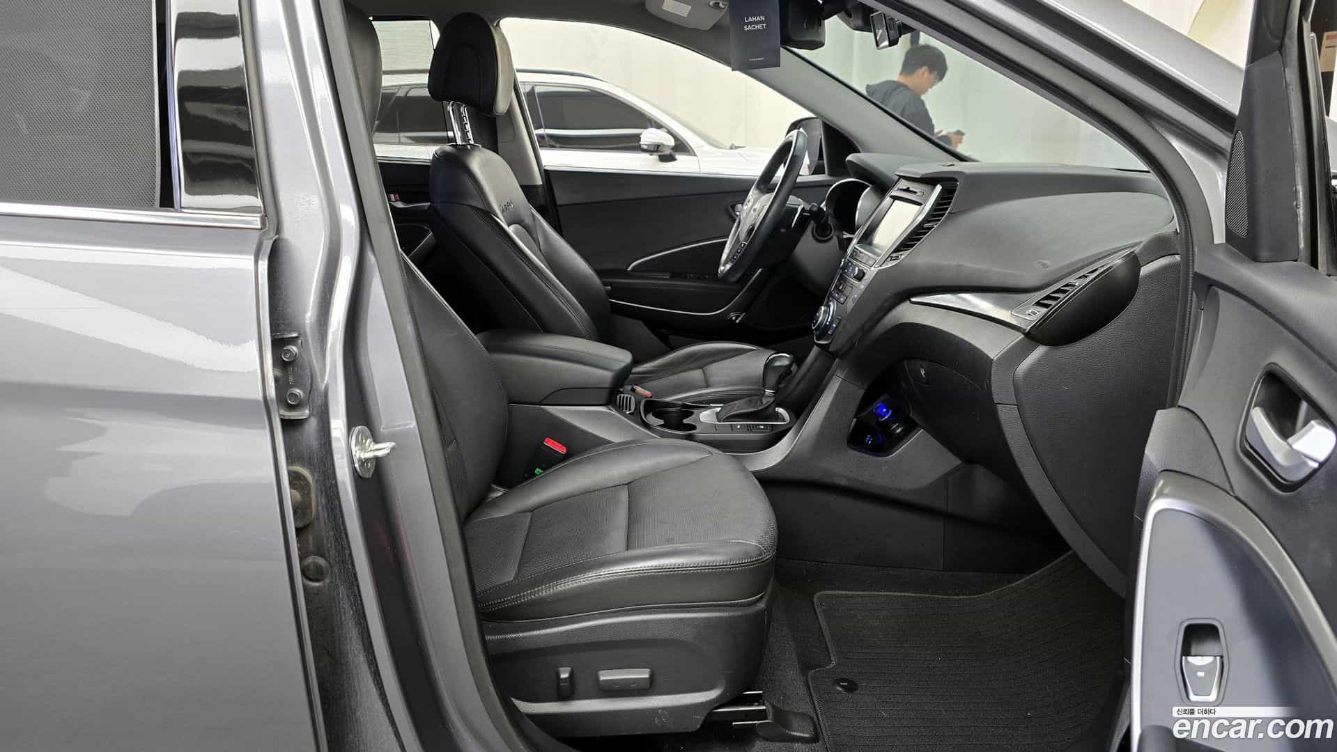 Santafe Hyundai 2016.8-OPTION-015