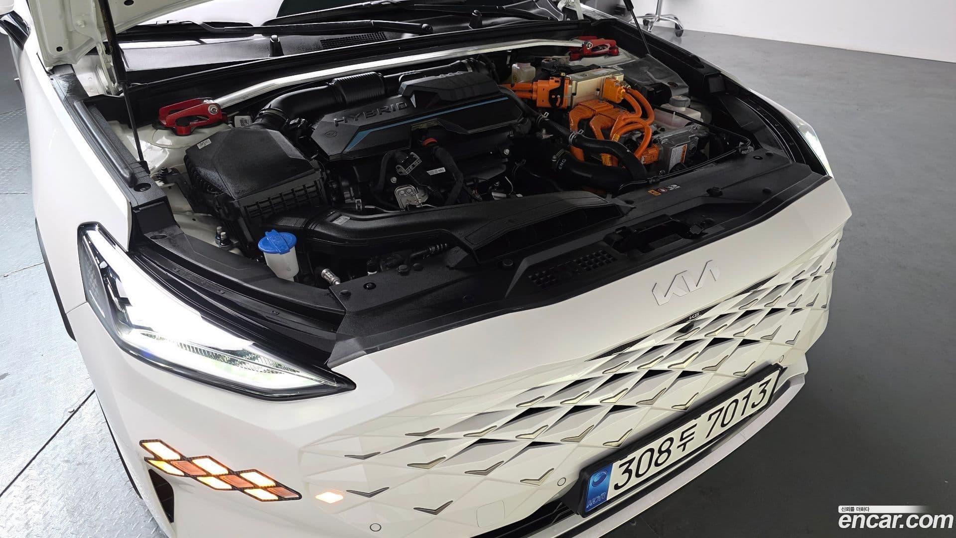 Main__Slider__Photo:K8 Kia 2023.3-5