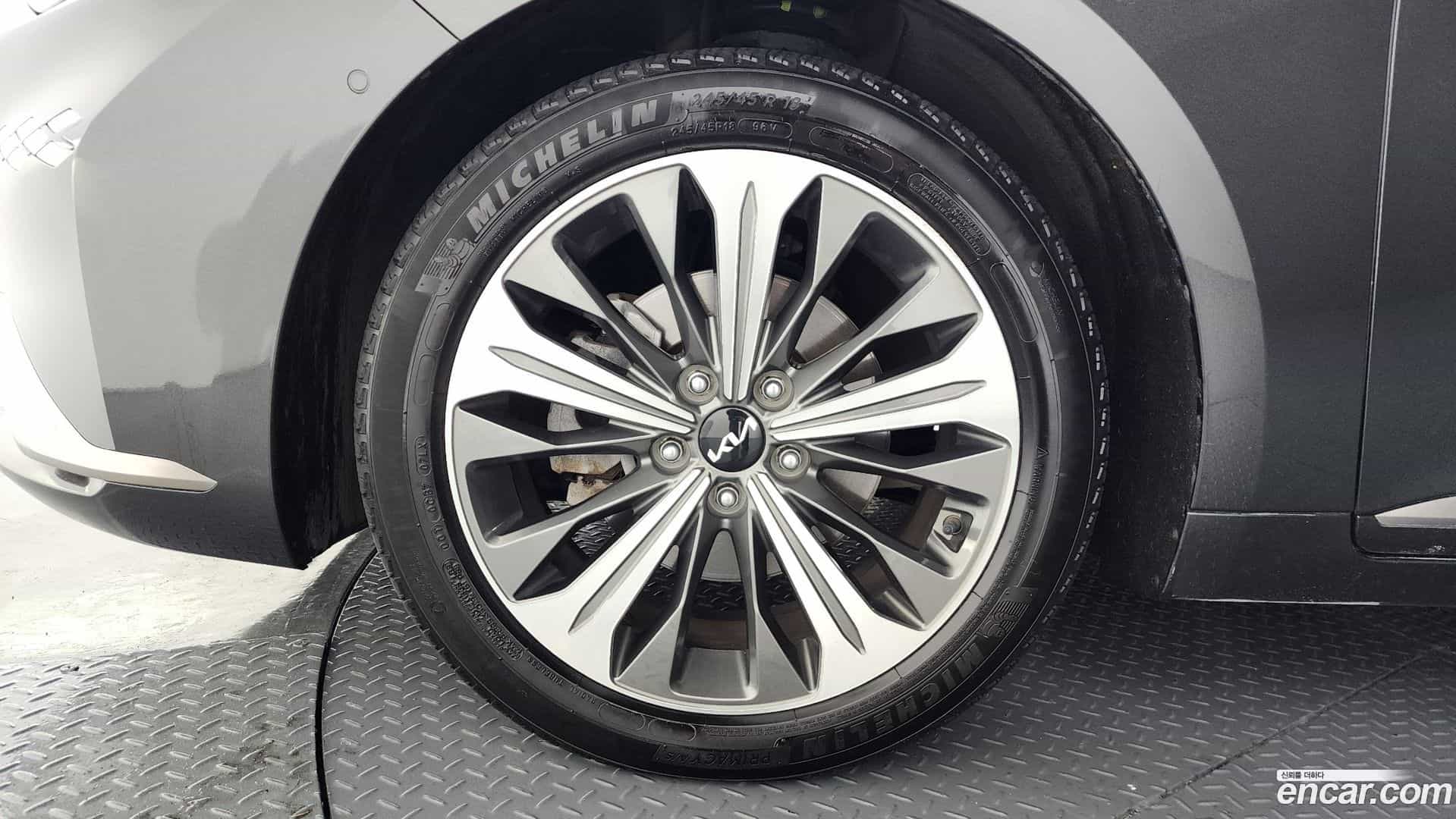 K8 Kia 2023.2-OUTER-005