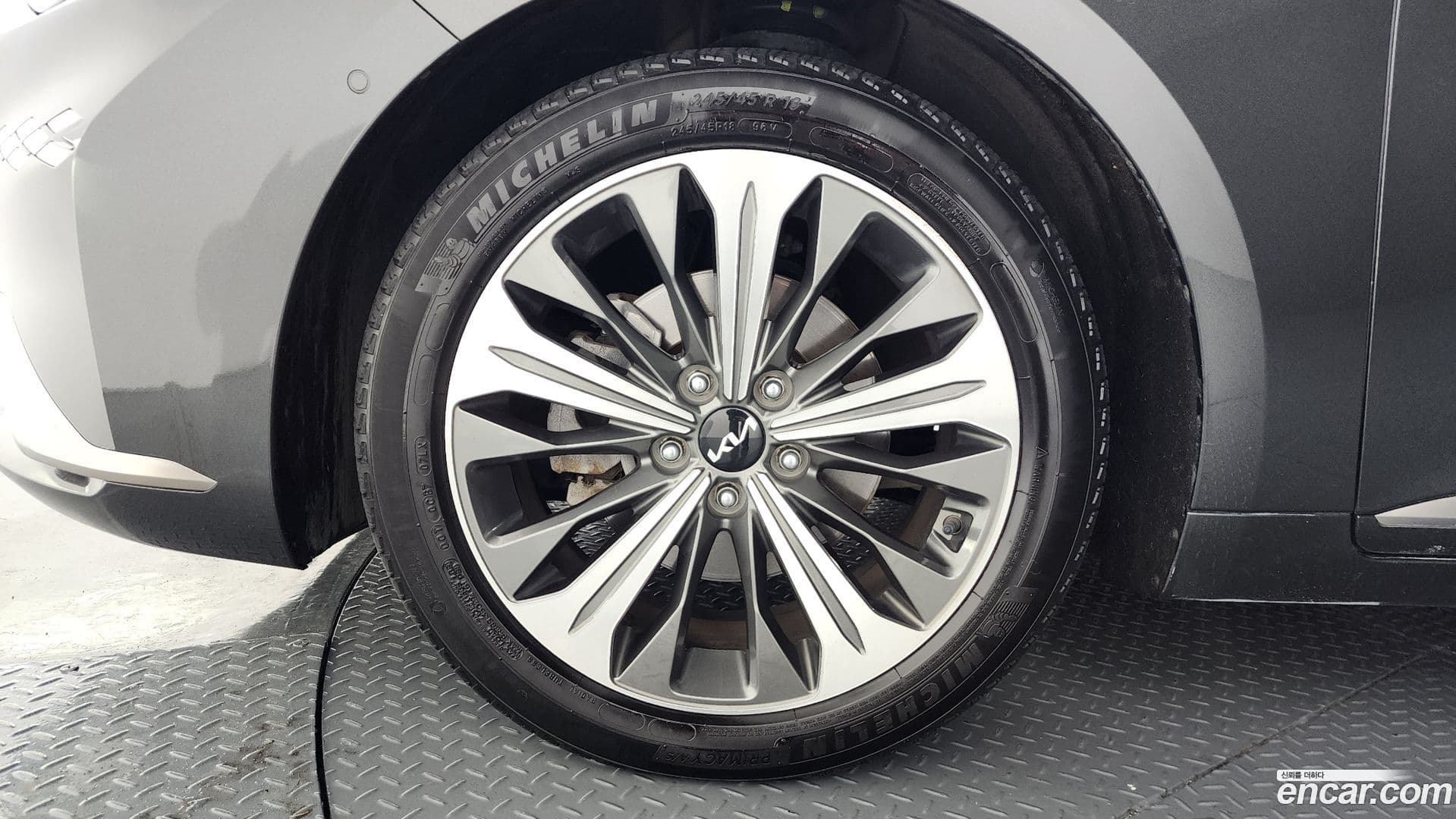 Main__Slider__Photo:K8 Kia 2023.2-4