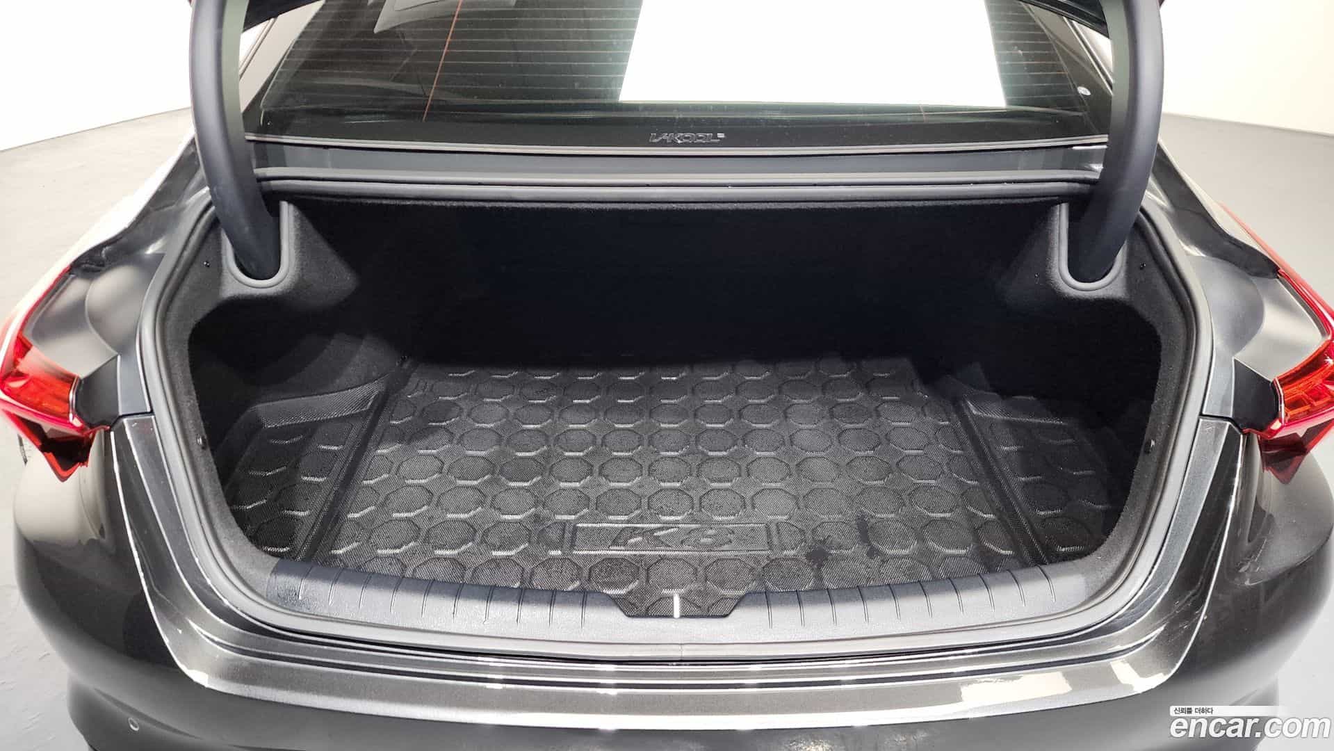 K8 Kia 2023.2-OPTION-024