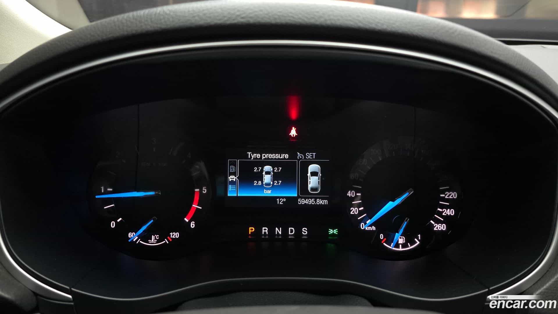 Mondeo Ford 2020.11-INNER-008