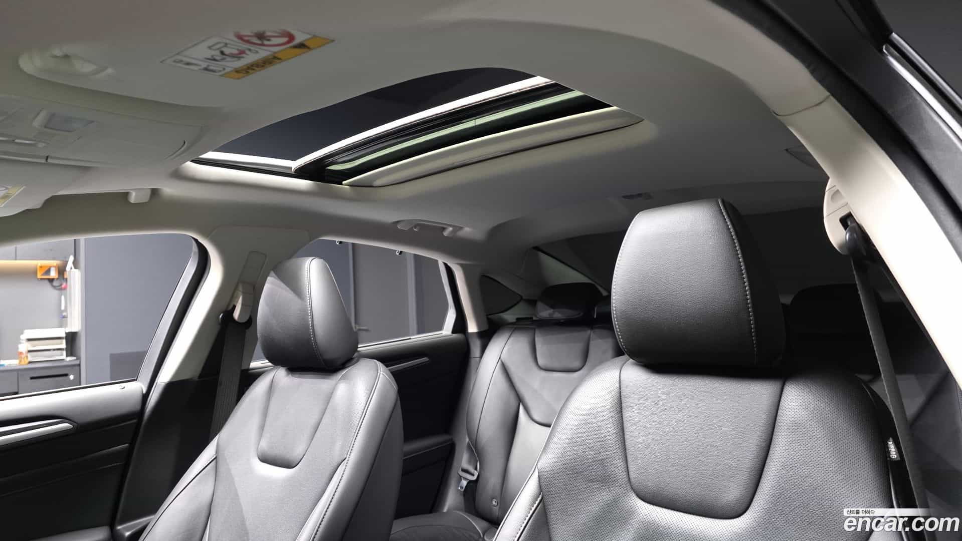 Mondeo Ford 2020.11-OPTION-023