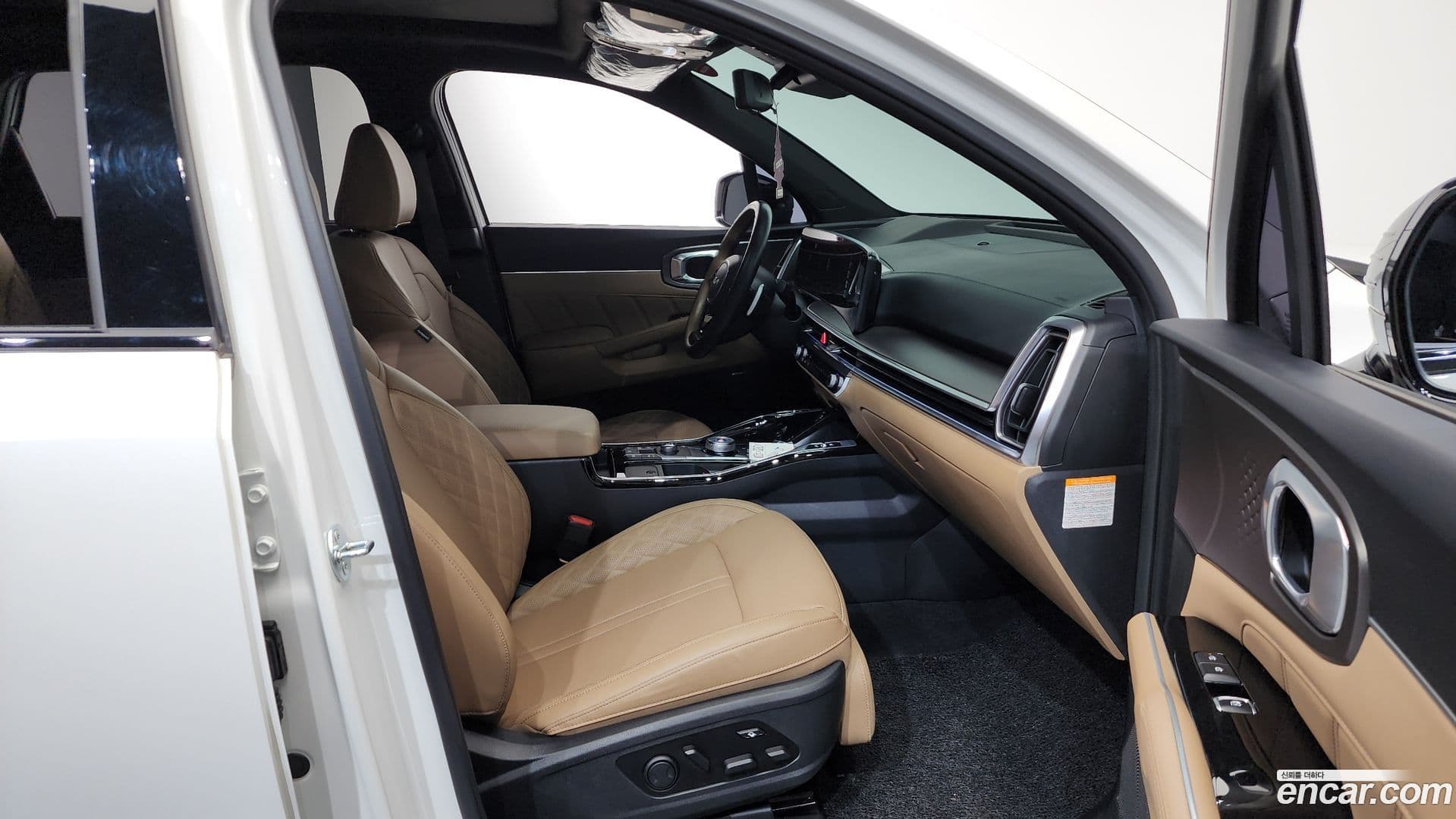 Main__Slider__Photo:Sorento Kia 2024.2-10