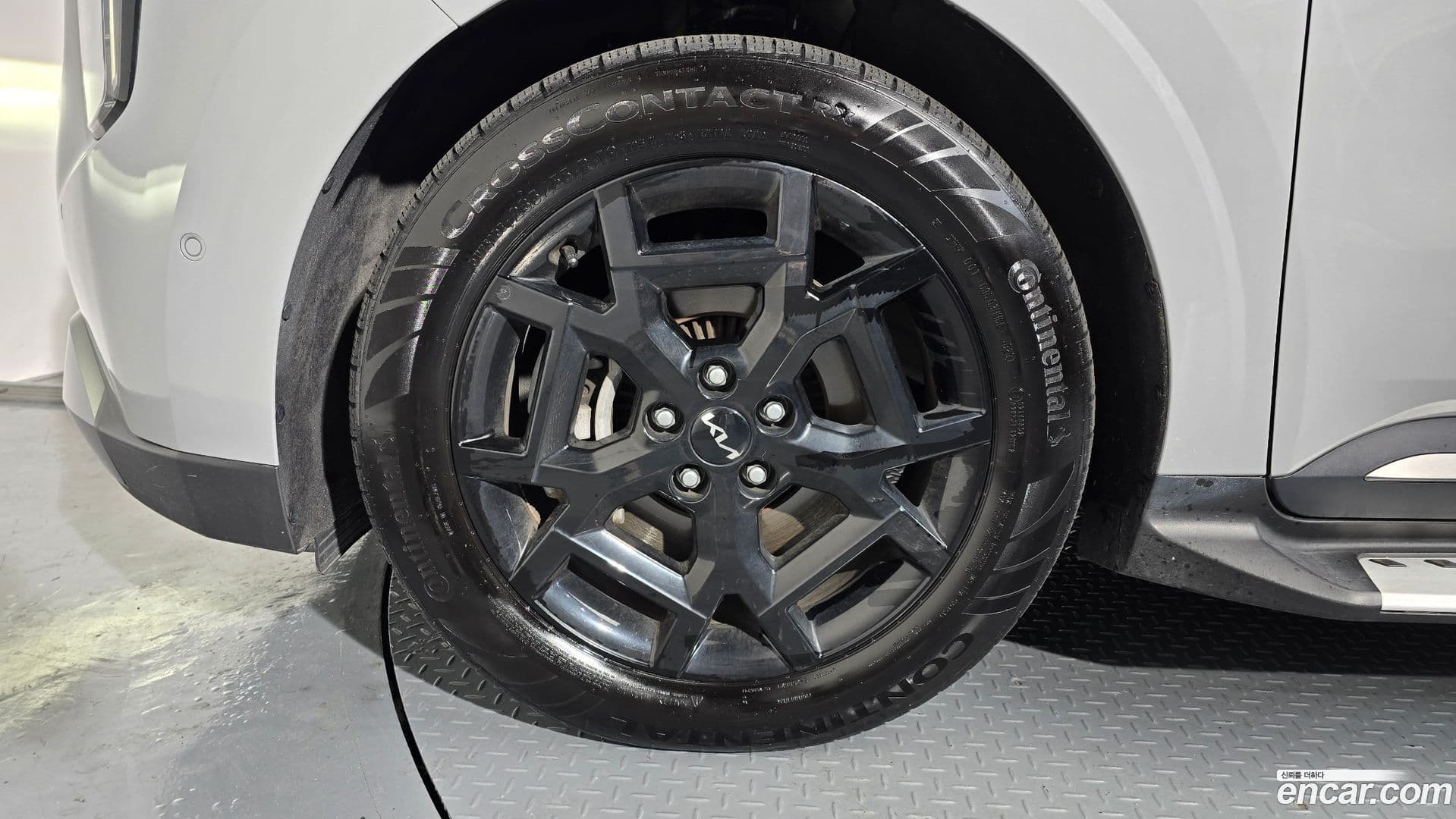 Main__Slider__Photo:Canival Kia 2024.0-4