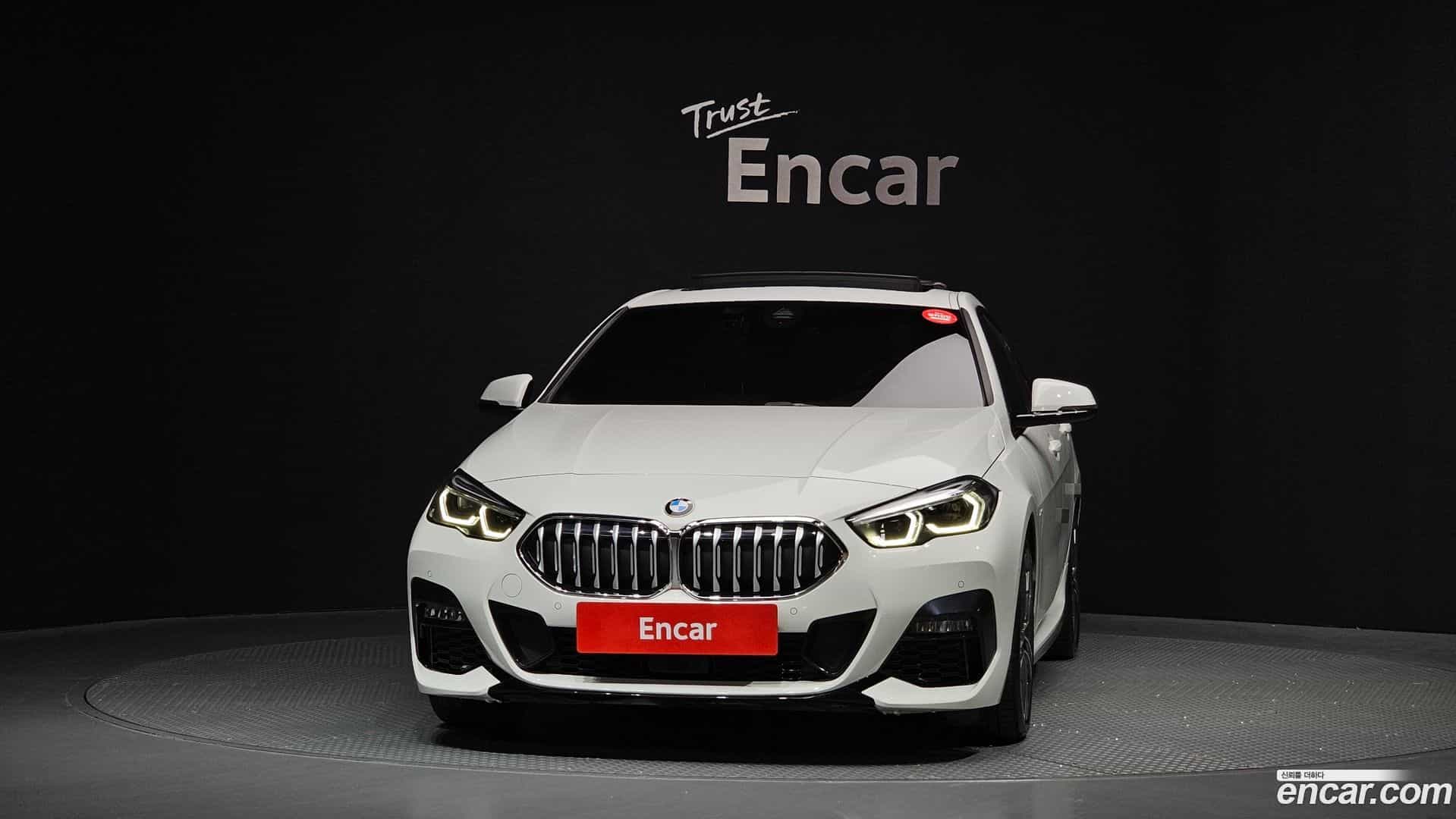 2-Series BMW 2023.8-OUTER-003