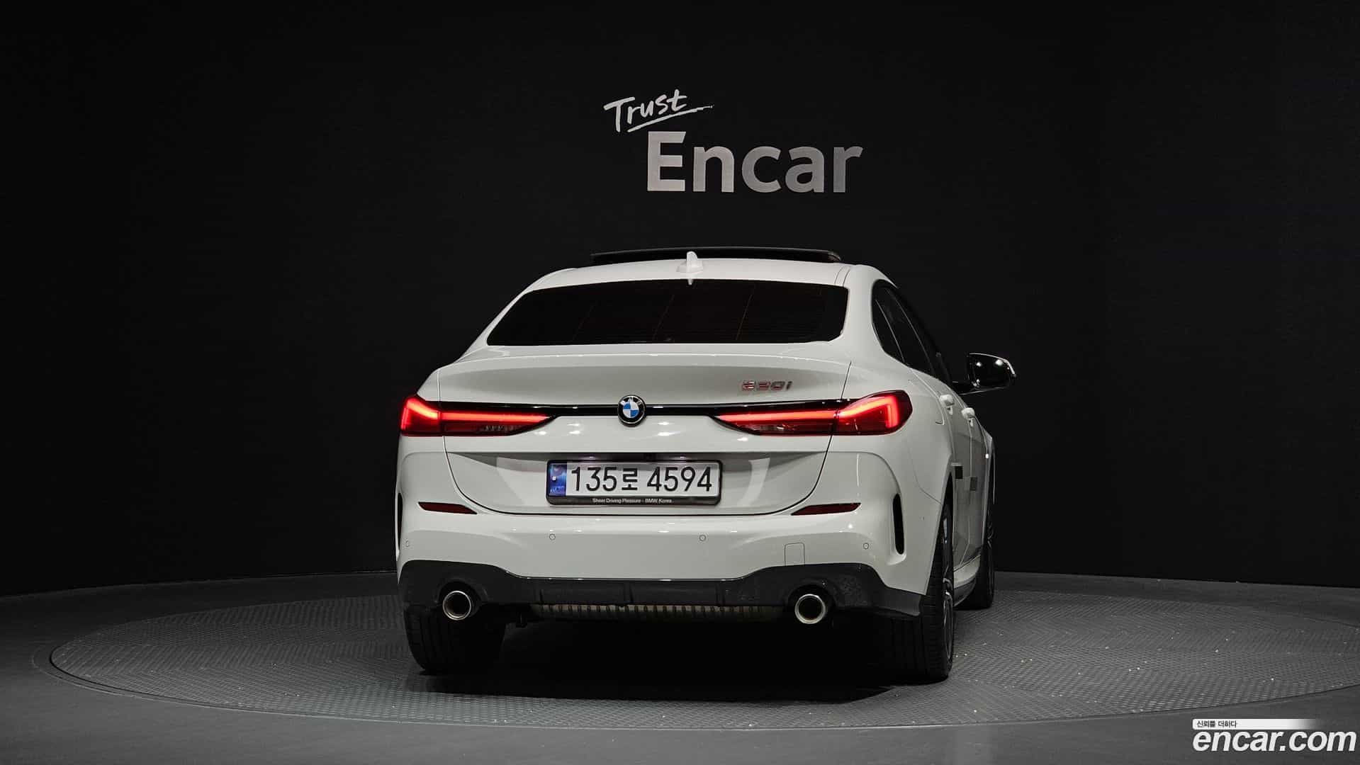 2-Series BMW 2023.8-OUTER-004