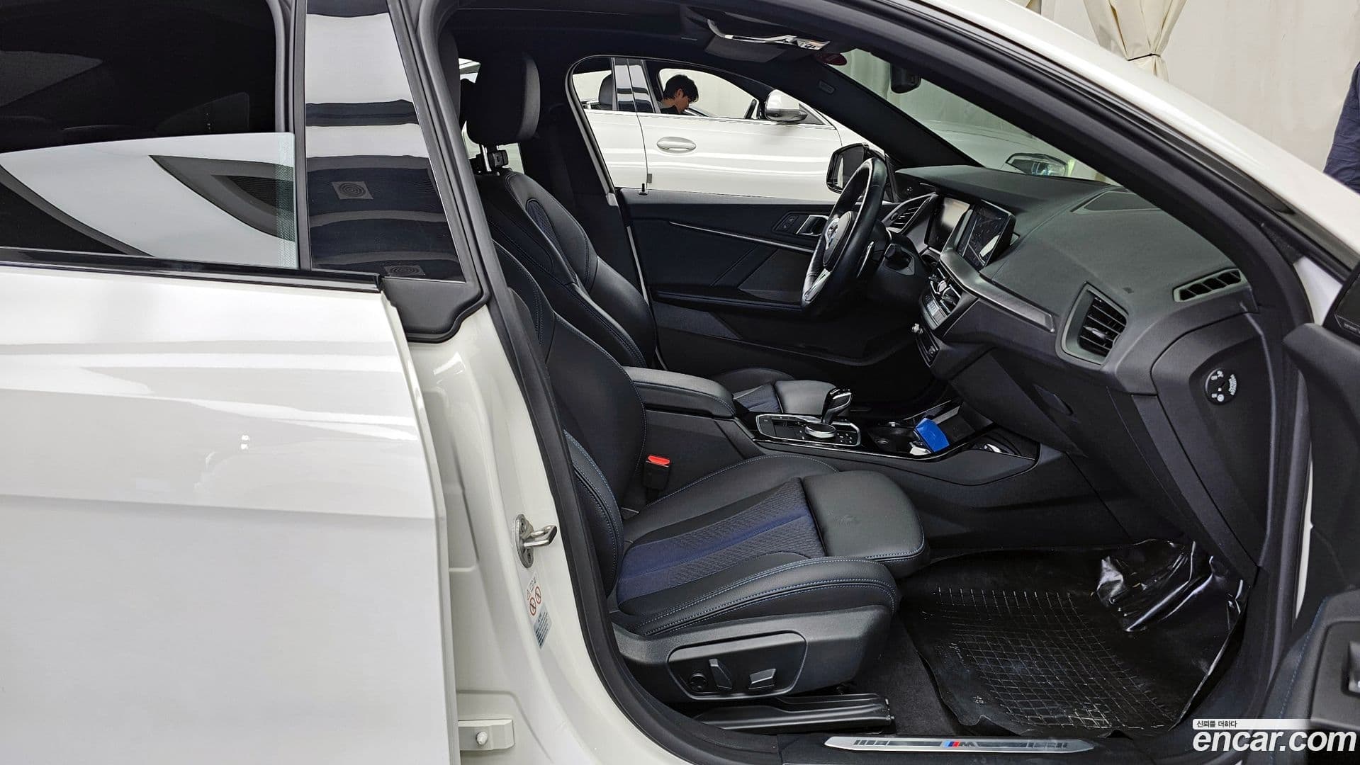 Main__Slider__Photo:2-Series BMW 2023.8-10