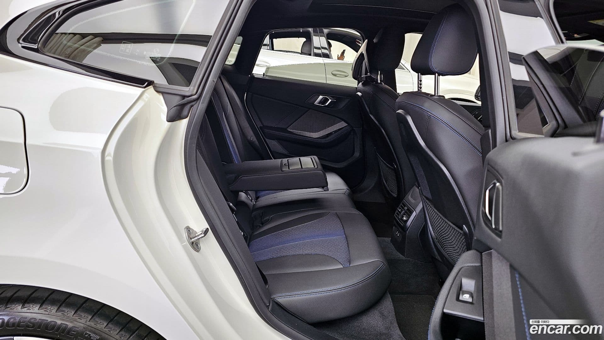 Main__Slider__Photo:2-Series BMW 2023.8-11