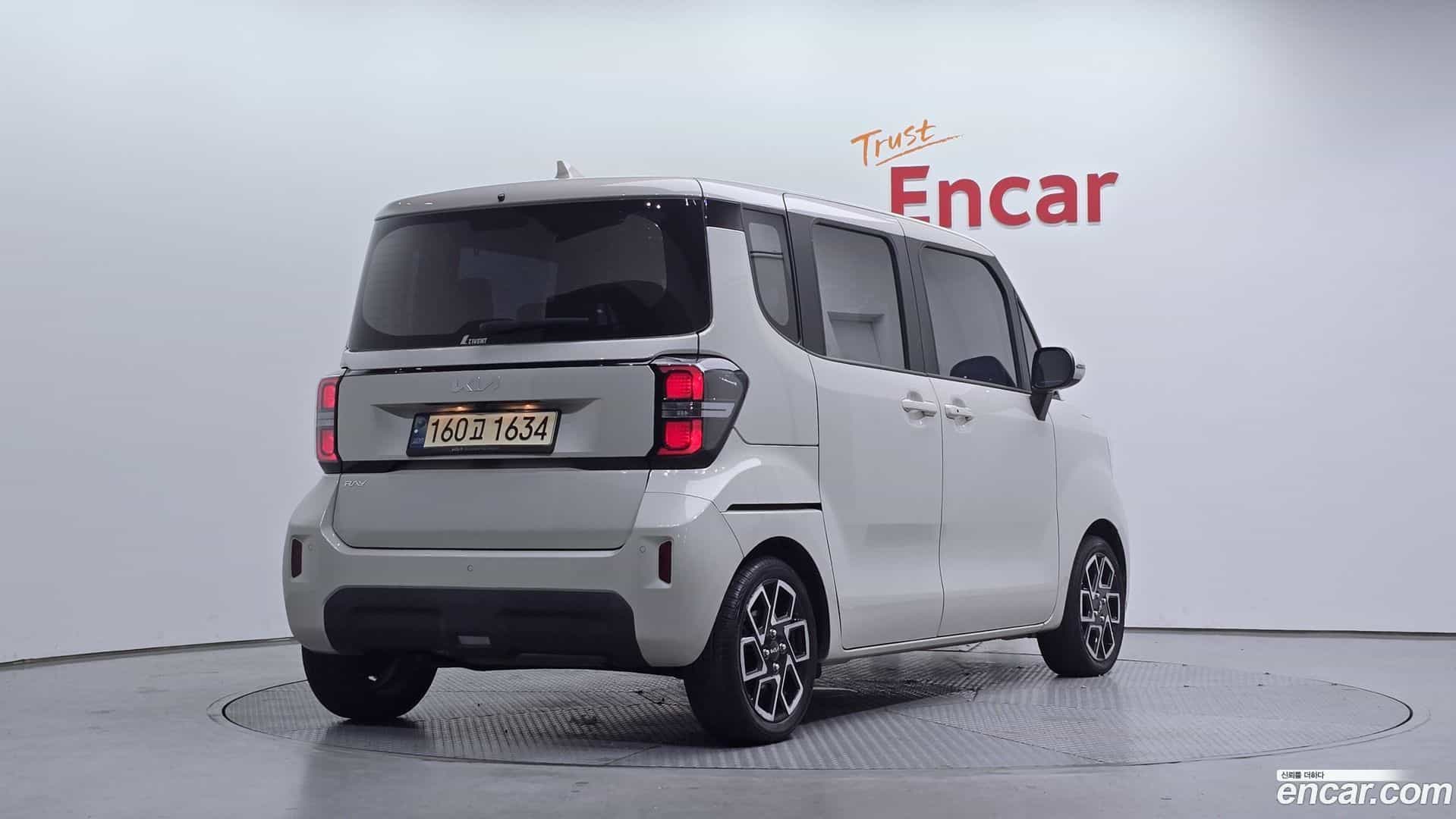 RAY Kia 2022.9-OUTER-002