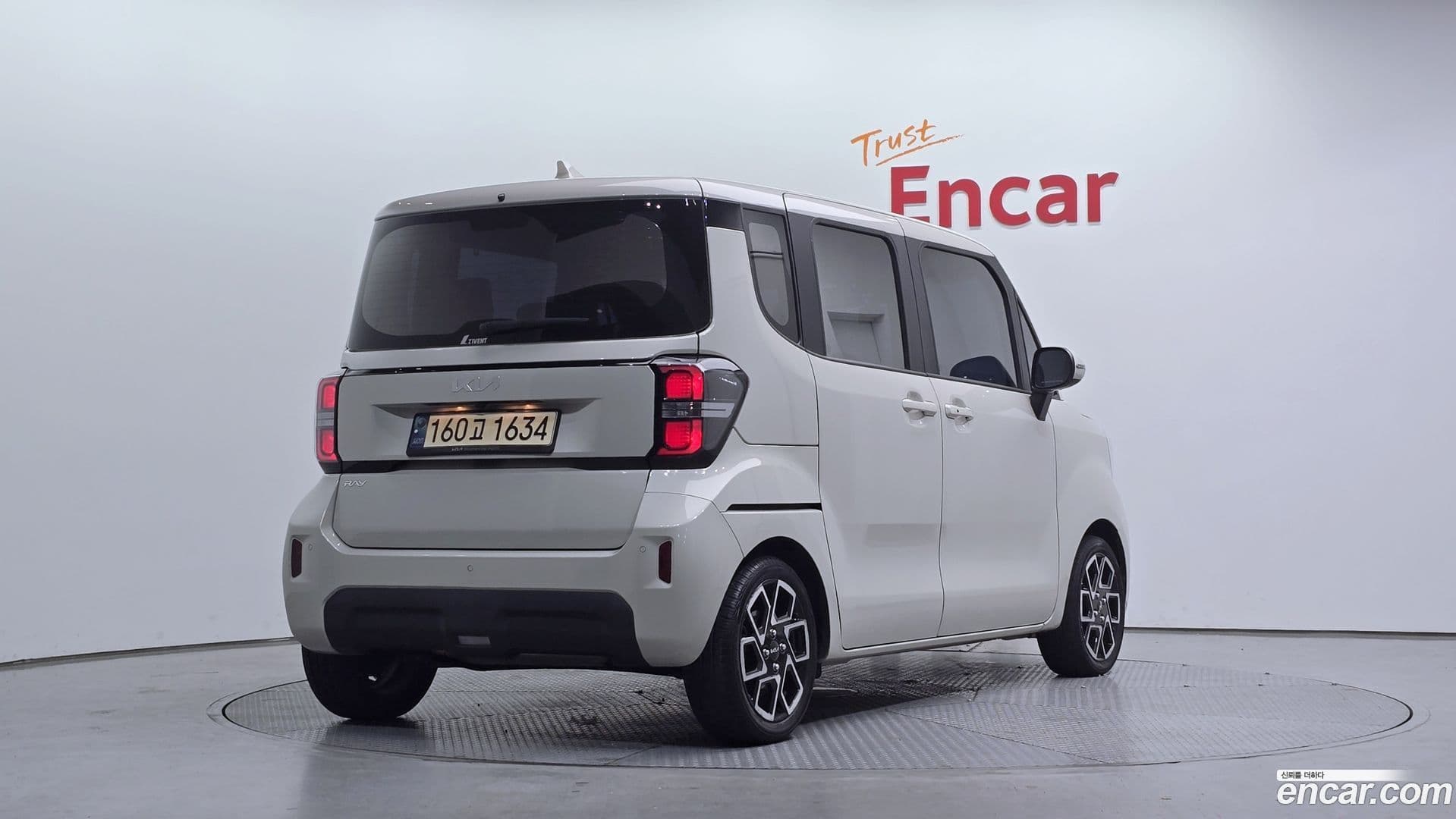 Main__Slider__Photo:RAY Kia 2022.9-1