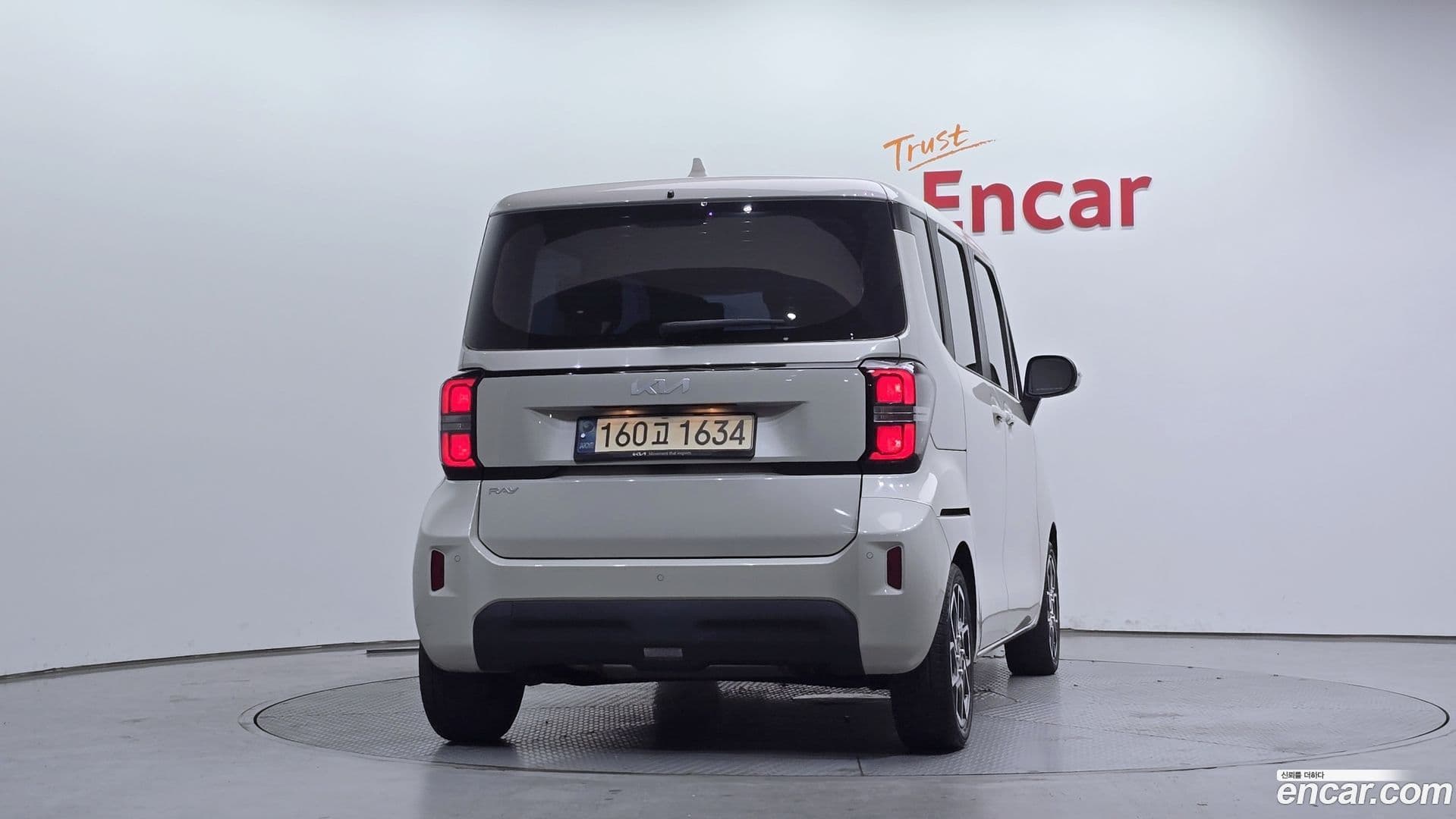 Main__Slider__Photo:RAY Kia 2022.9-3