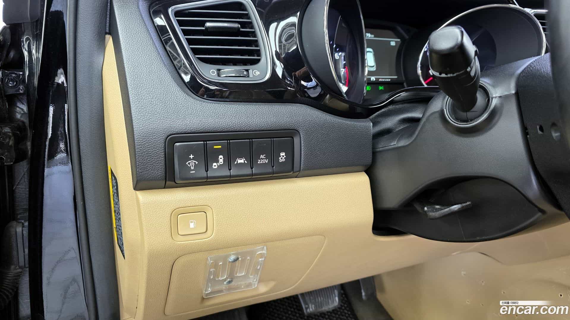 Canival Kia 2018.6-OPTION-020