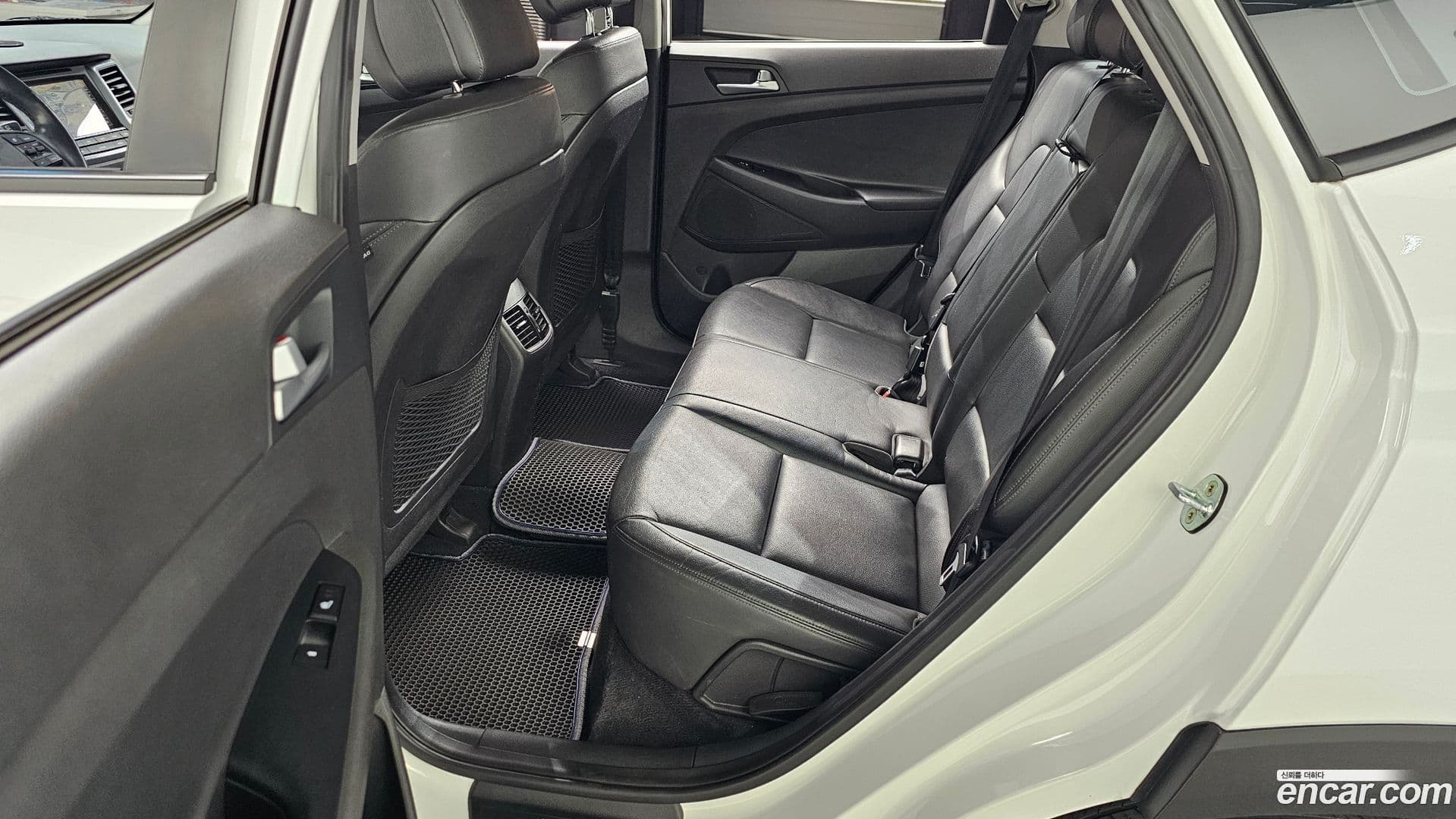 Main__Slider__Photo:Tucson Hyundai 2017.8-11