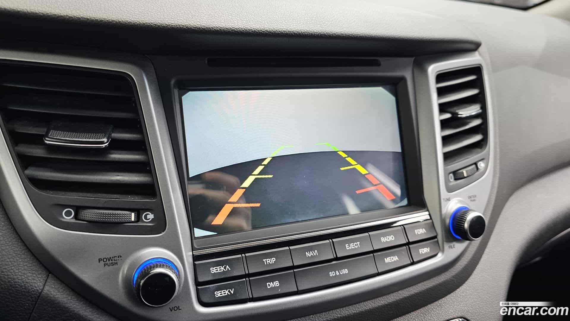 Tucson Hyundai 2017.8-OPTION-019