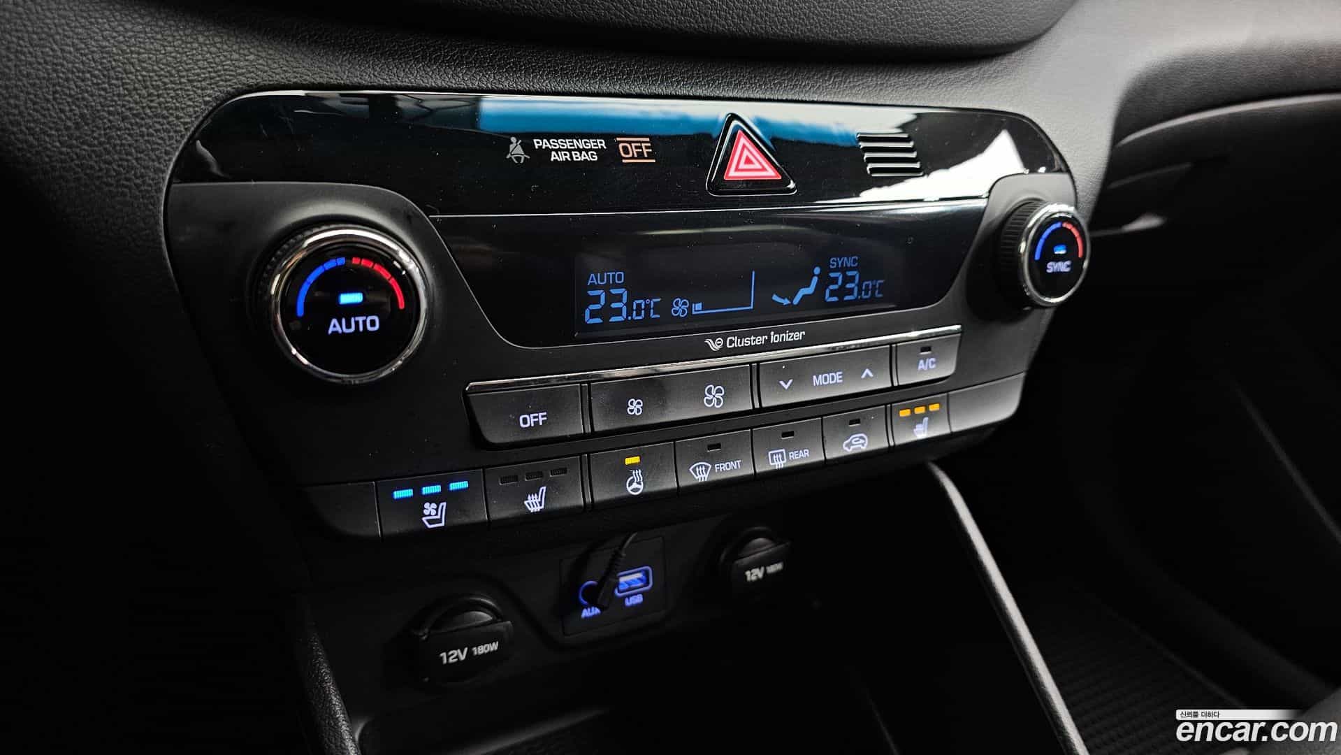 Tucson Hyundai 2017.8-OPTION-024