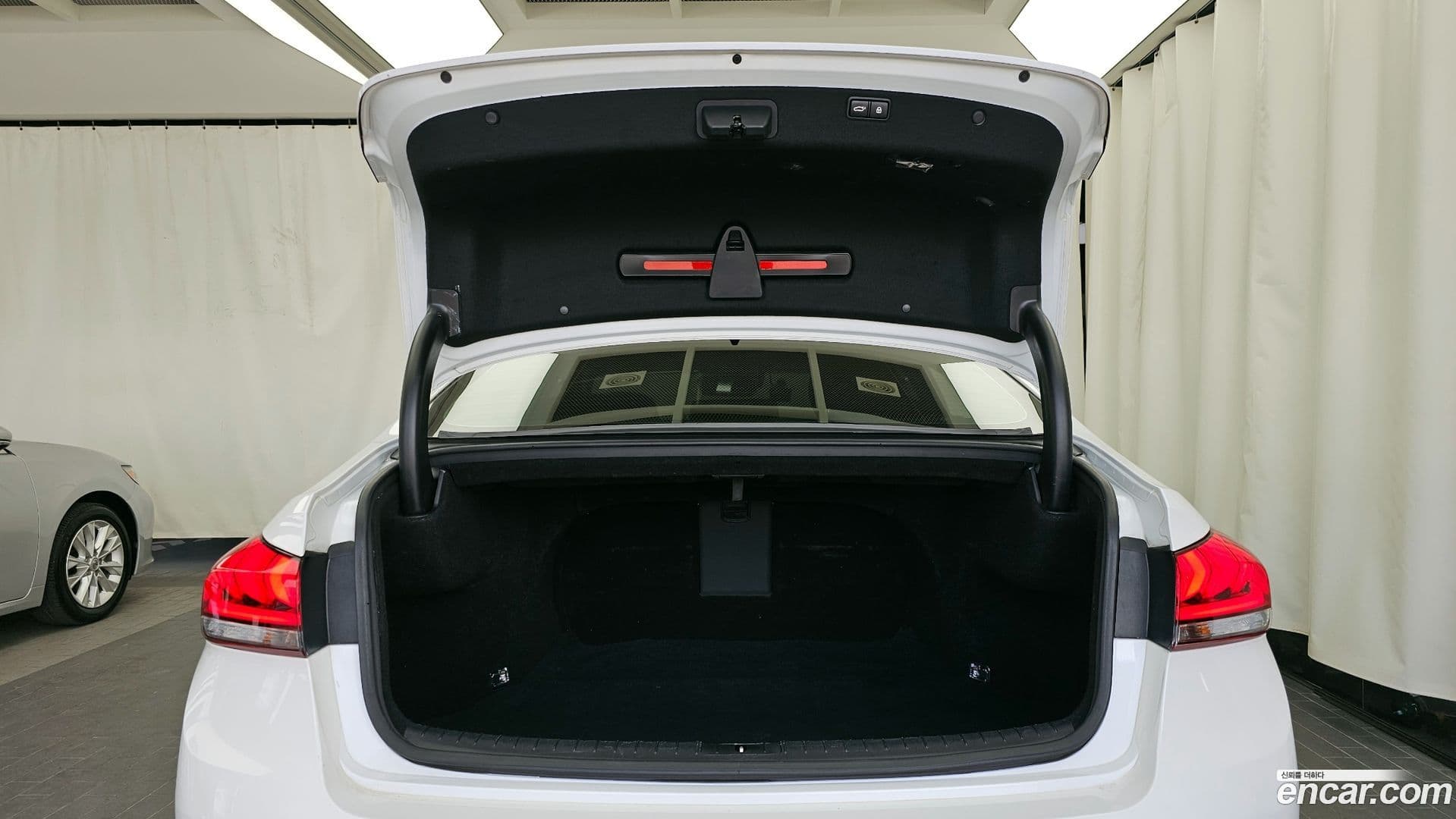 Main__Slider__Photo:G80 Genesis 2020.0-19