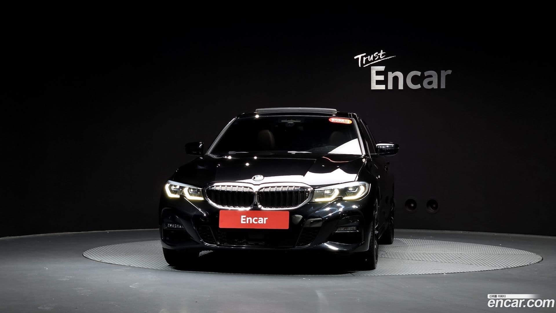 Main__Slider__Photo:3-Series BMW 2019.2-2