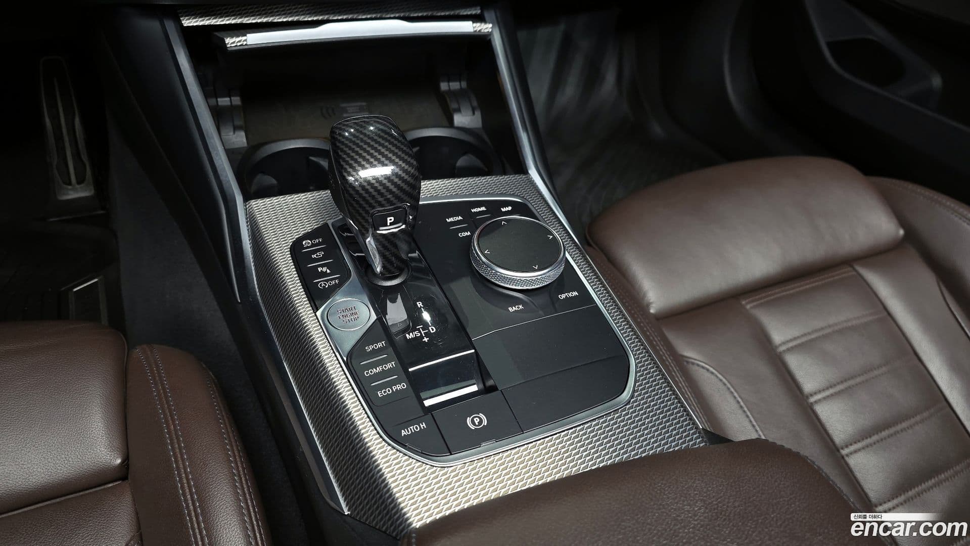 Main__Slider__Photo:3-Series BMW 2019.2-8